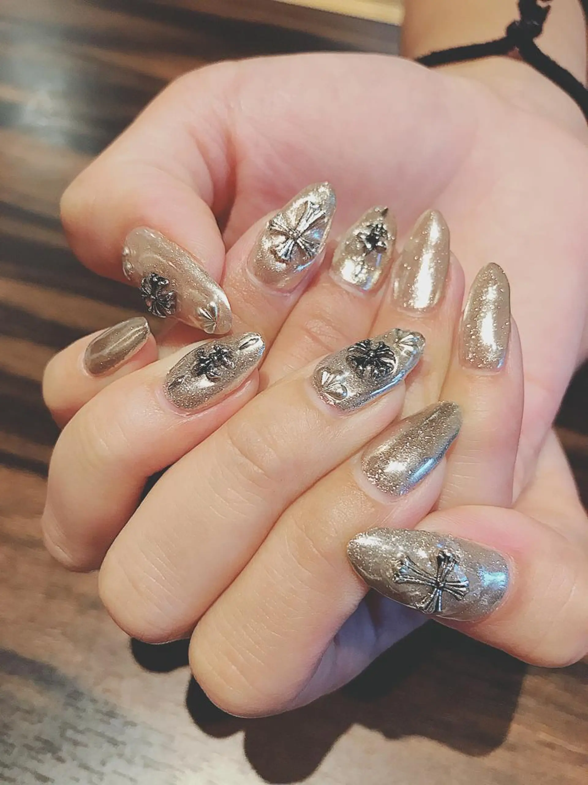 ネイル ハンドネイル 高山 歩美のネイルデザイン