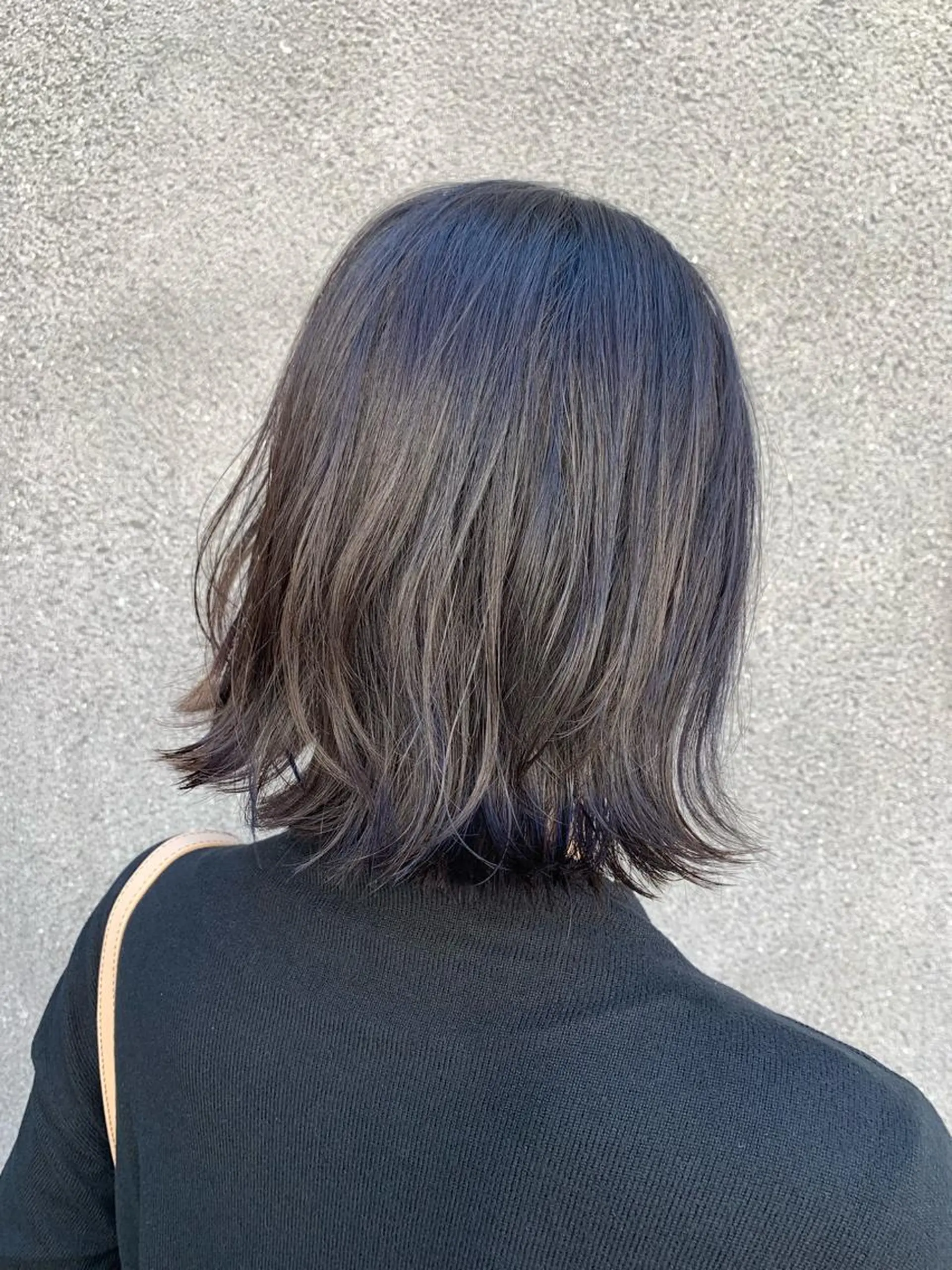 ミディアム カラー パーマ 透明感カラー ダークグレー ダークグレージュ グレージュ 大人かわいい💍🤍 ボブ/ショートボブのヘアスタイル