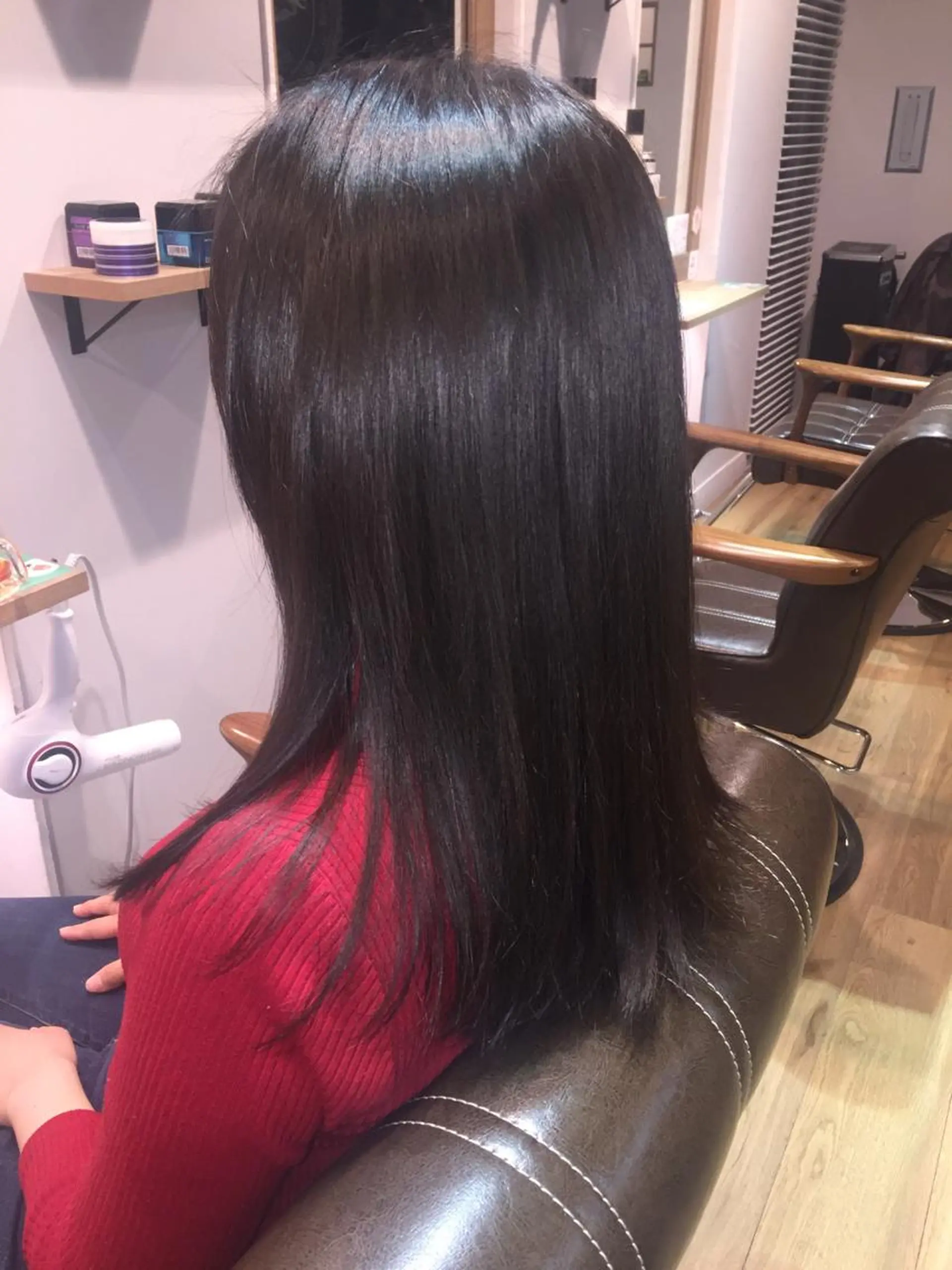 ロング カラー ツキダテ ユイのヘアスタイル