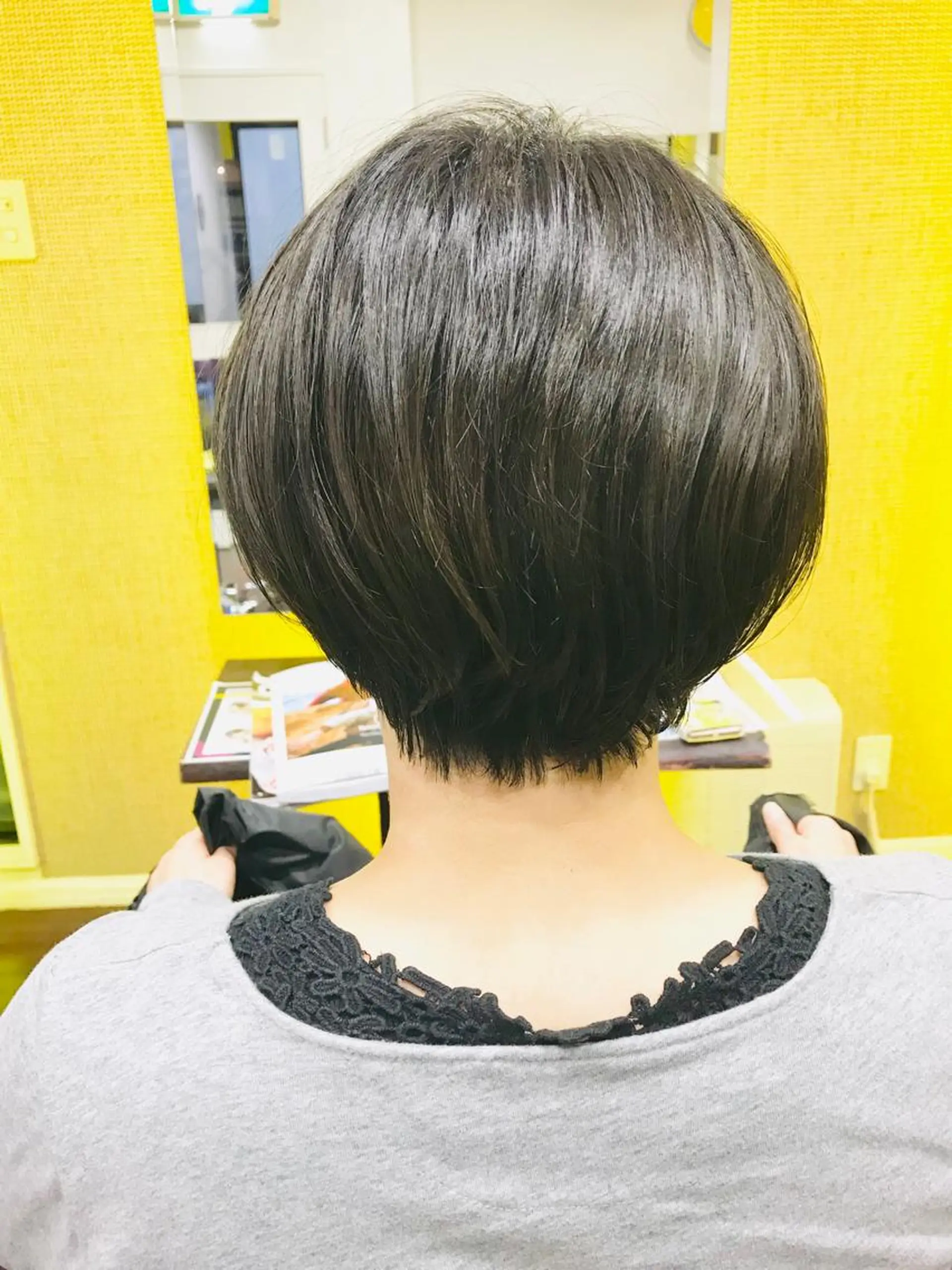 ショート カラー アディクシーカラー カット ヘッドスパ ママ美容師 ＊ヒマワリのヘアスタイル