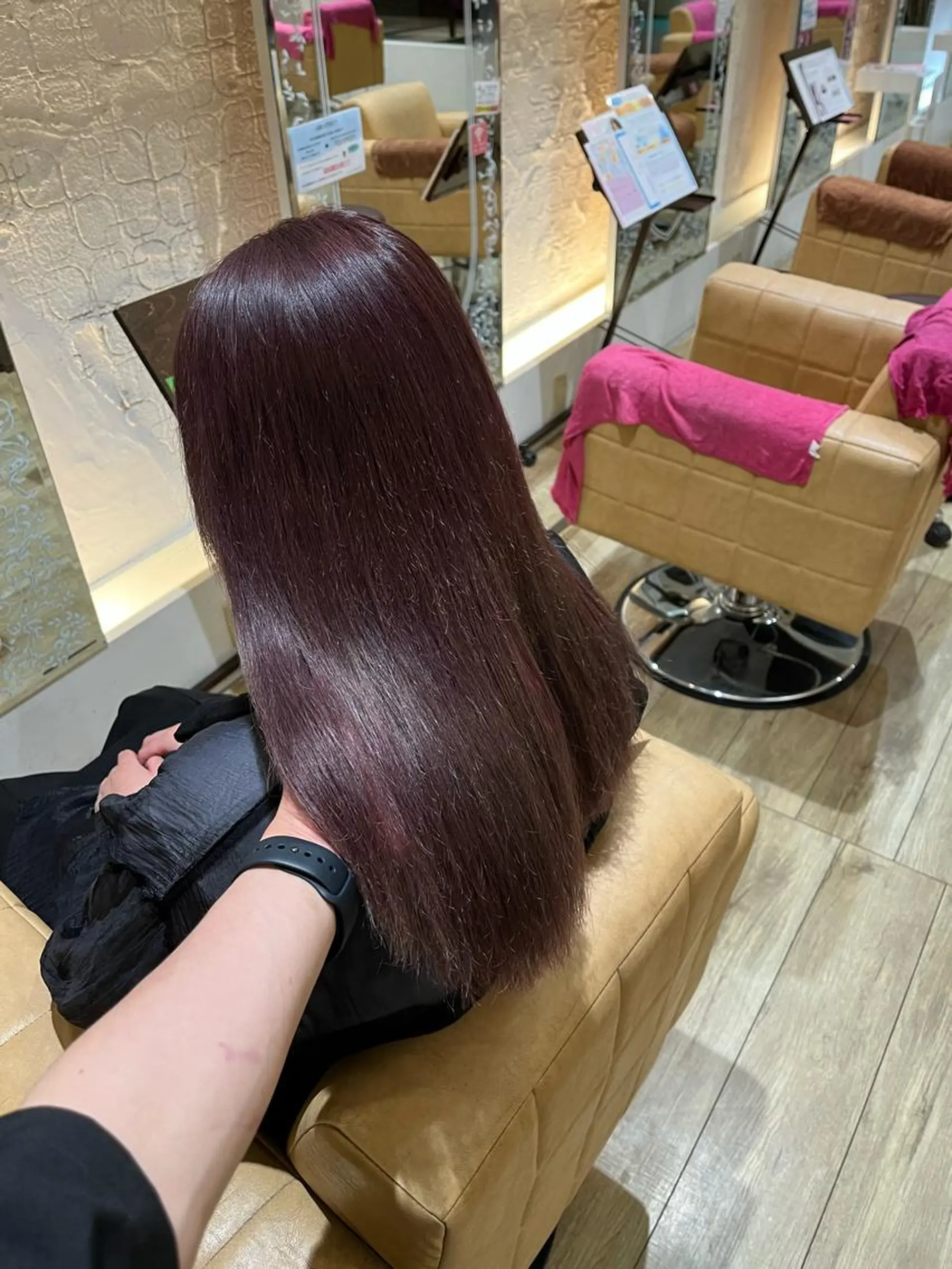 ミディアム カラー 中山 響希のヘアスタイル