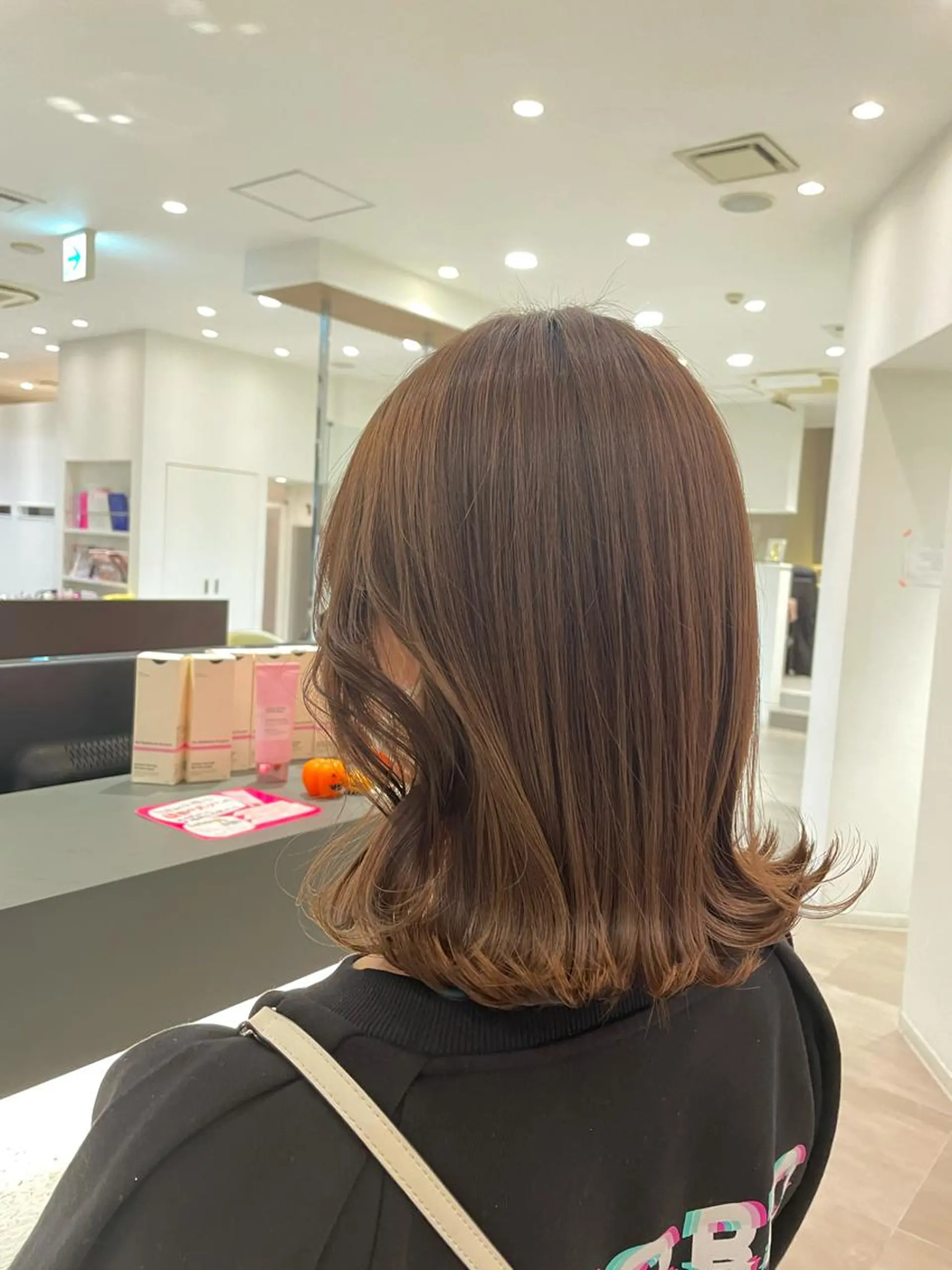 ミディアム カラー 🫧ミルクティーベー ジュ🫧門脇ゆう🎀のヘアスタイル