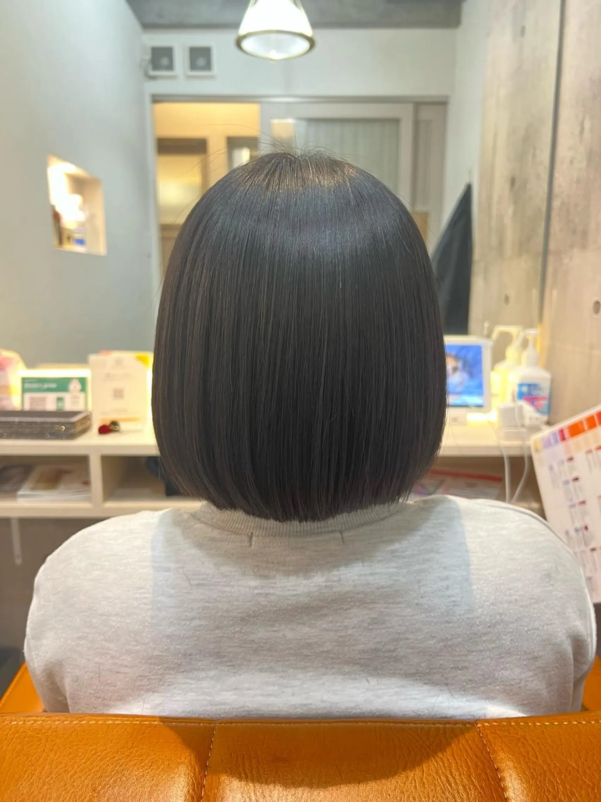 ミディアム カット ヘアカラー トリートメント 大宮縮毛矯正の達人 髪質改善/レイヤーのヘアスタイル