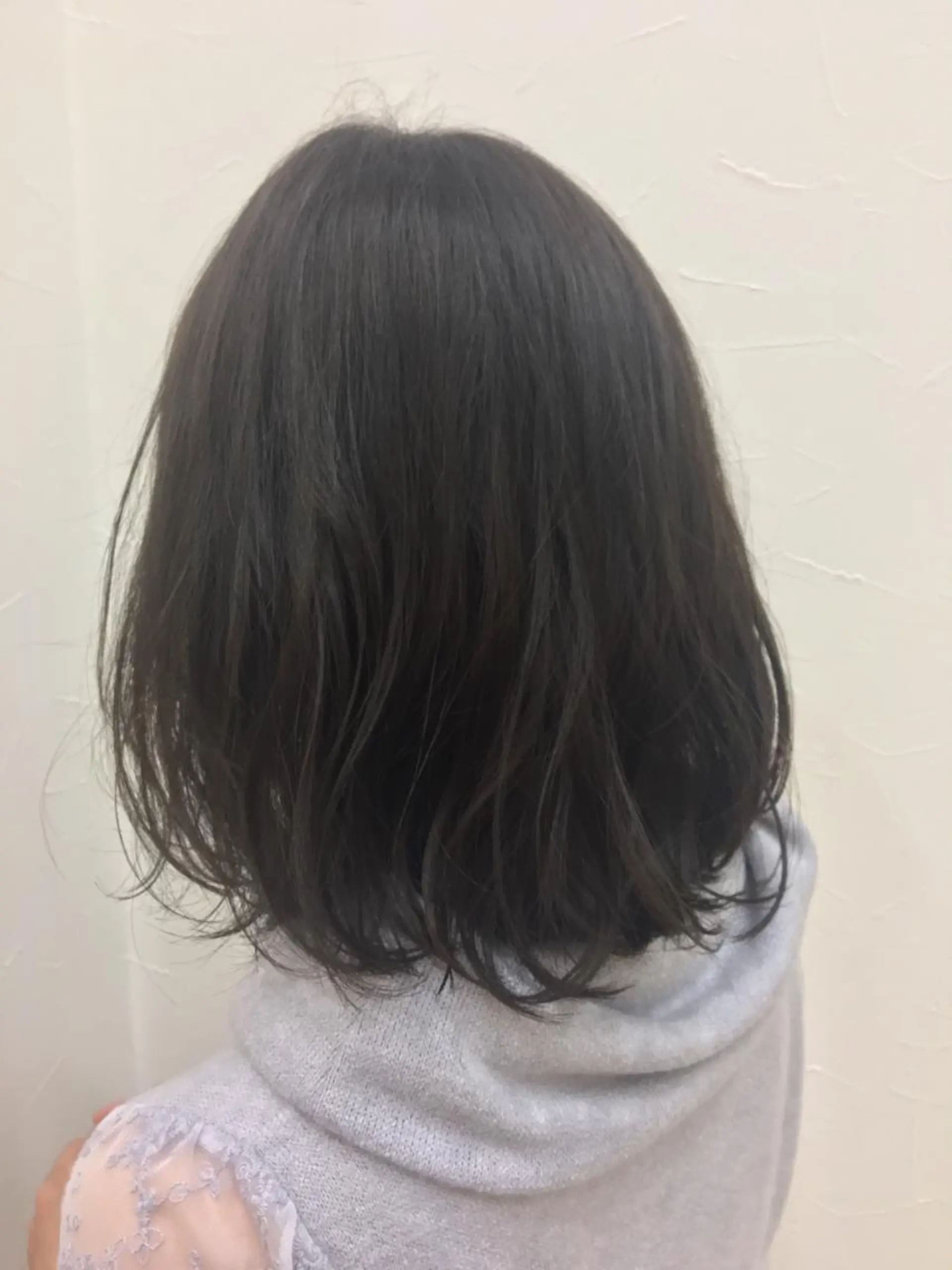 カラー ブルーカラー ブルージュ ハイライトカラー MERu所属・MERu/高橋裕之 /レイヤー/艶カラーのヘアスタイル