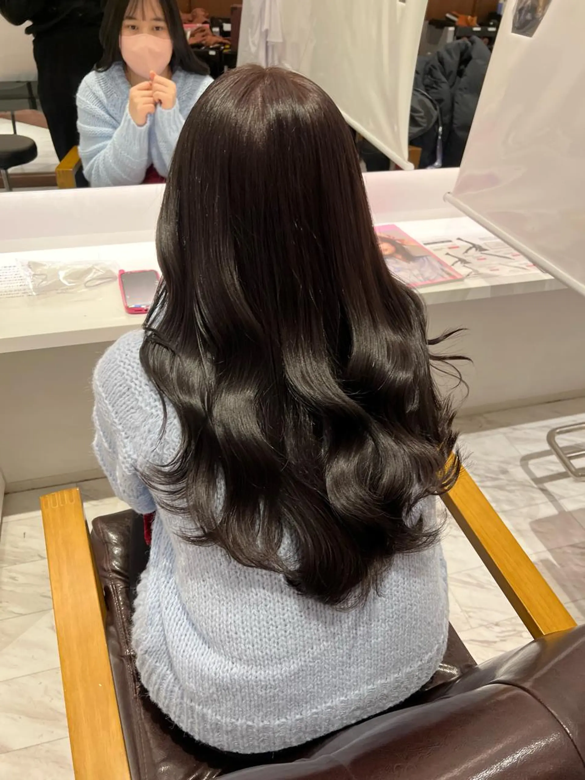 ロング カラー 浦﨑 笑美里のヘアスタイル