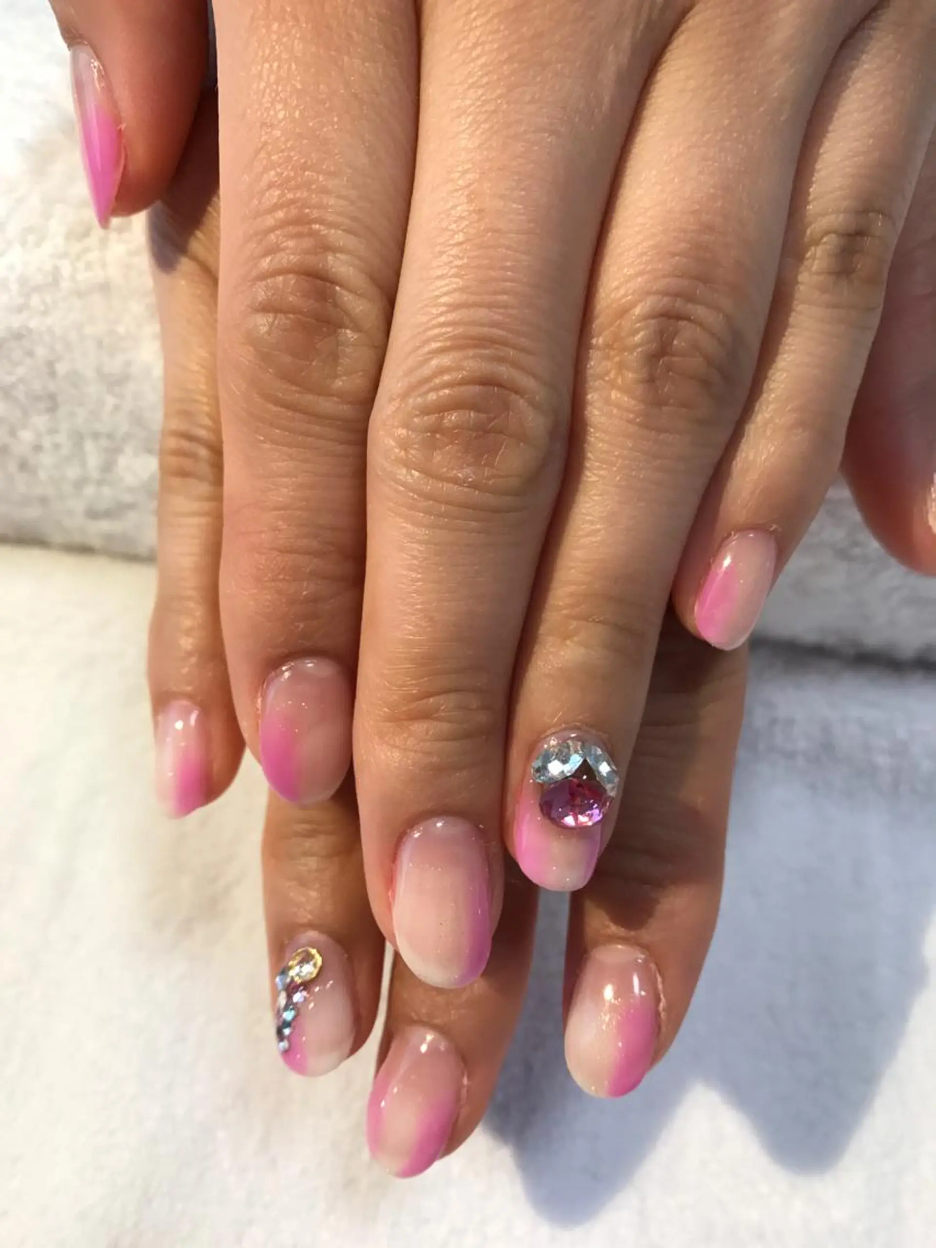 ネイル 吉岡 裕子のネイルデザイン