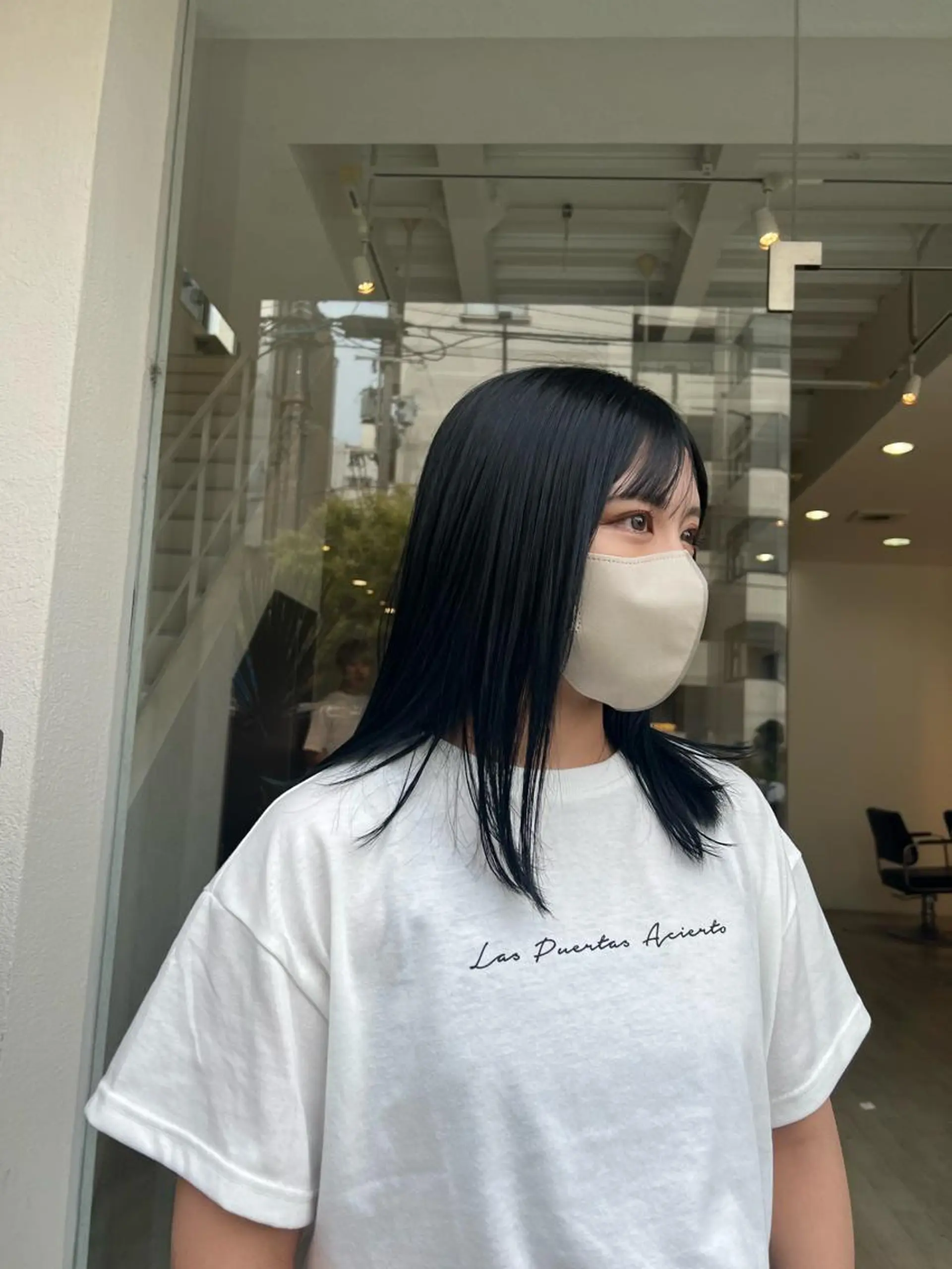 ミディアム カラー 黒髪 ブルーカラー ブルーブラック 山下泰誠 TIDEHAIR🌱のヘアスタイル