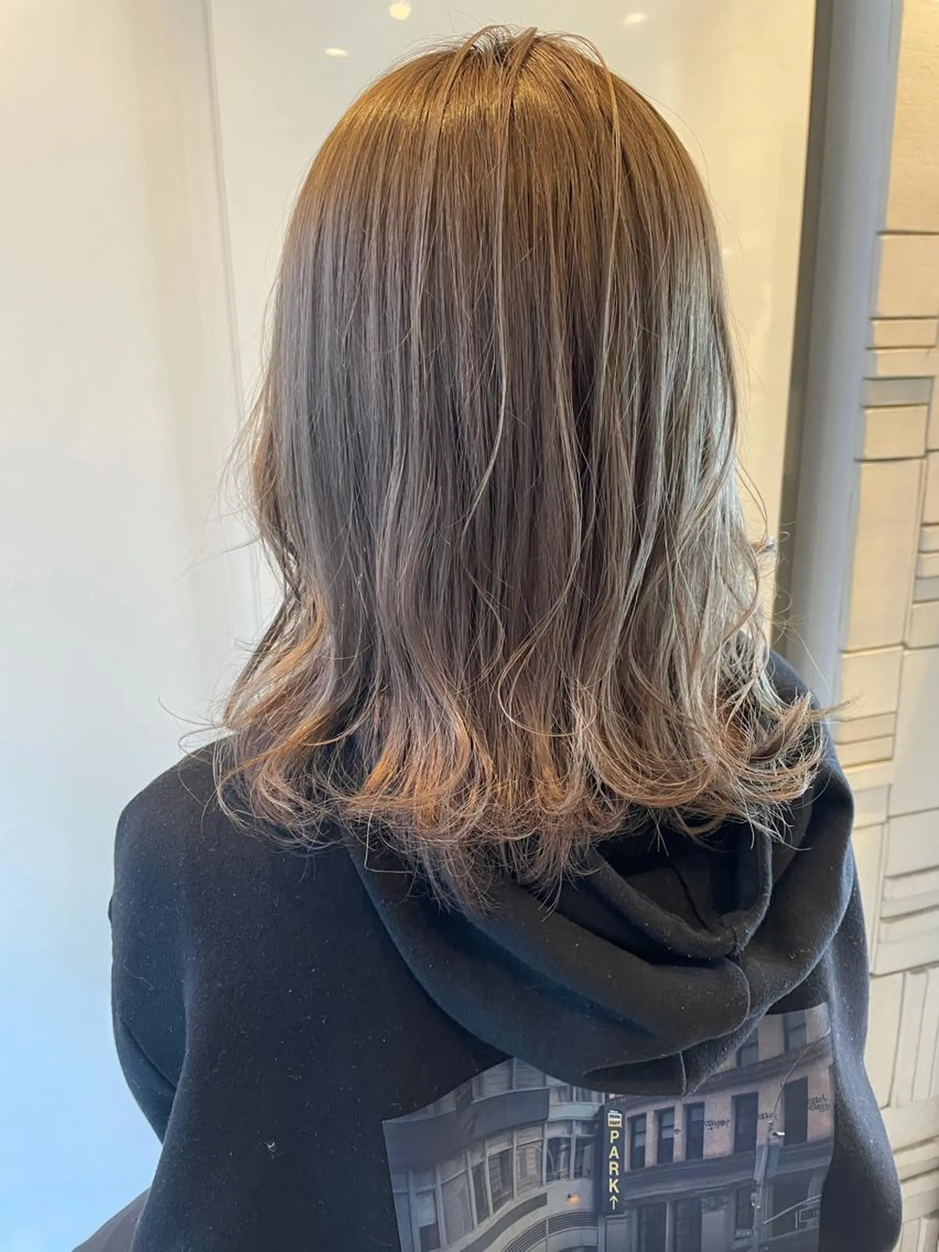 ミディアム カラー ヘアカラー トリートメント 美髪形成！色素改善！ 秋田　和輝のヘアスタイル