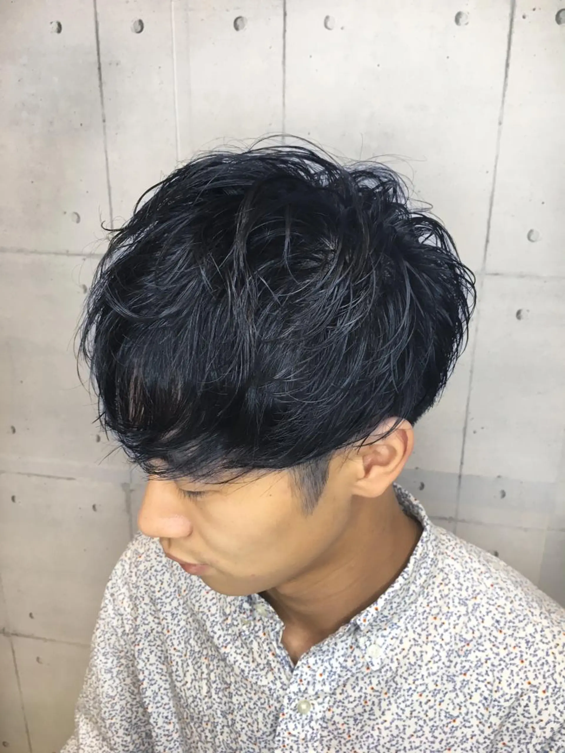 カラー メンズ ネイビーカラー 韓・中華美女ヘア 🇰🇷×🇨🇳のヘアスタイル