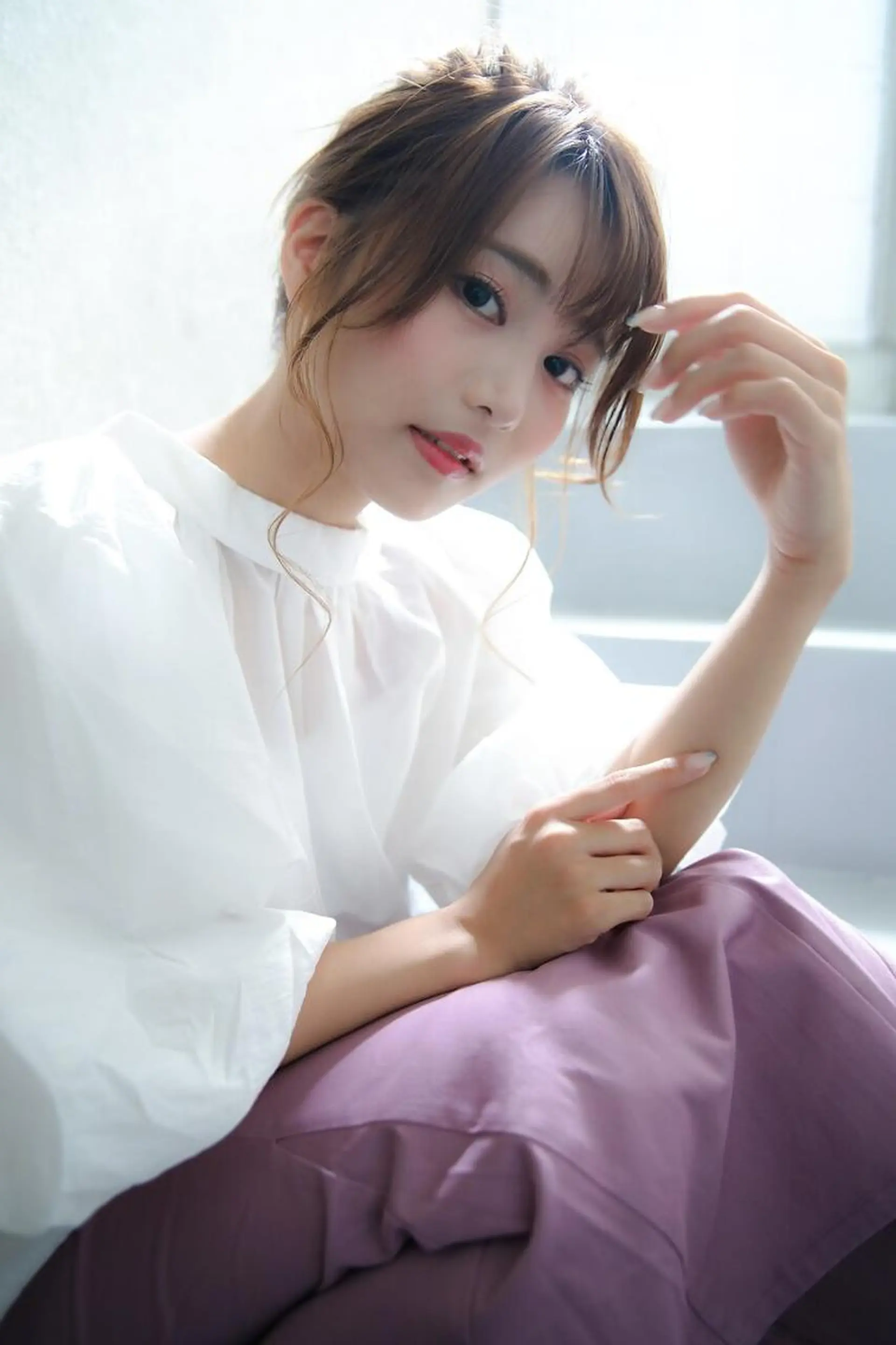 カラー ミディアム カット ヘアカラー 勘場 万菜華のヘアスタイル