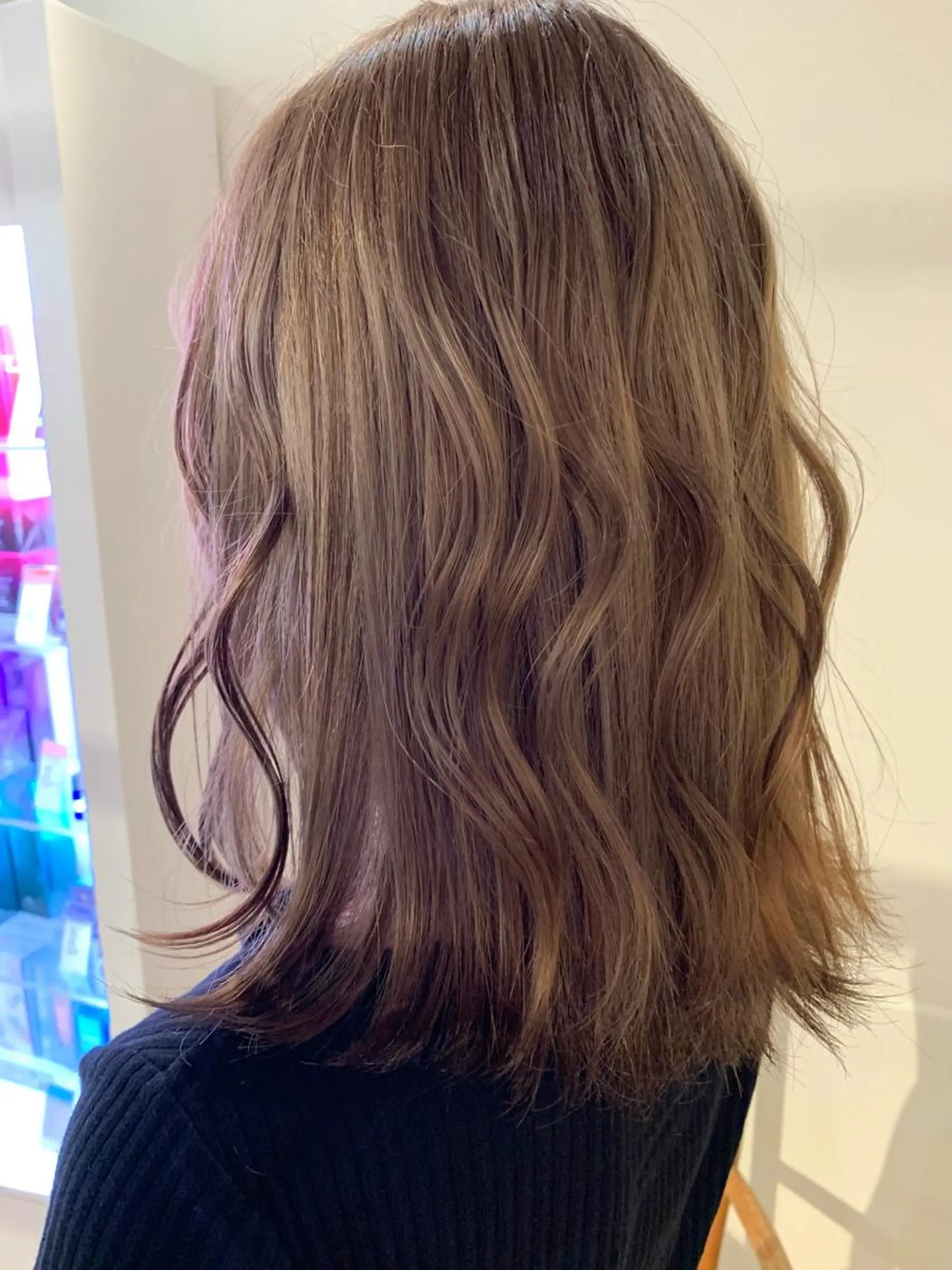 ミディアム 園 冬稀のヘアスタイル