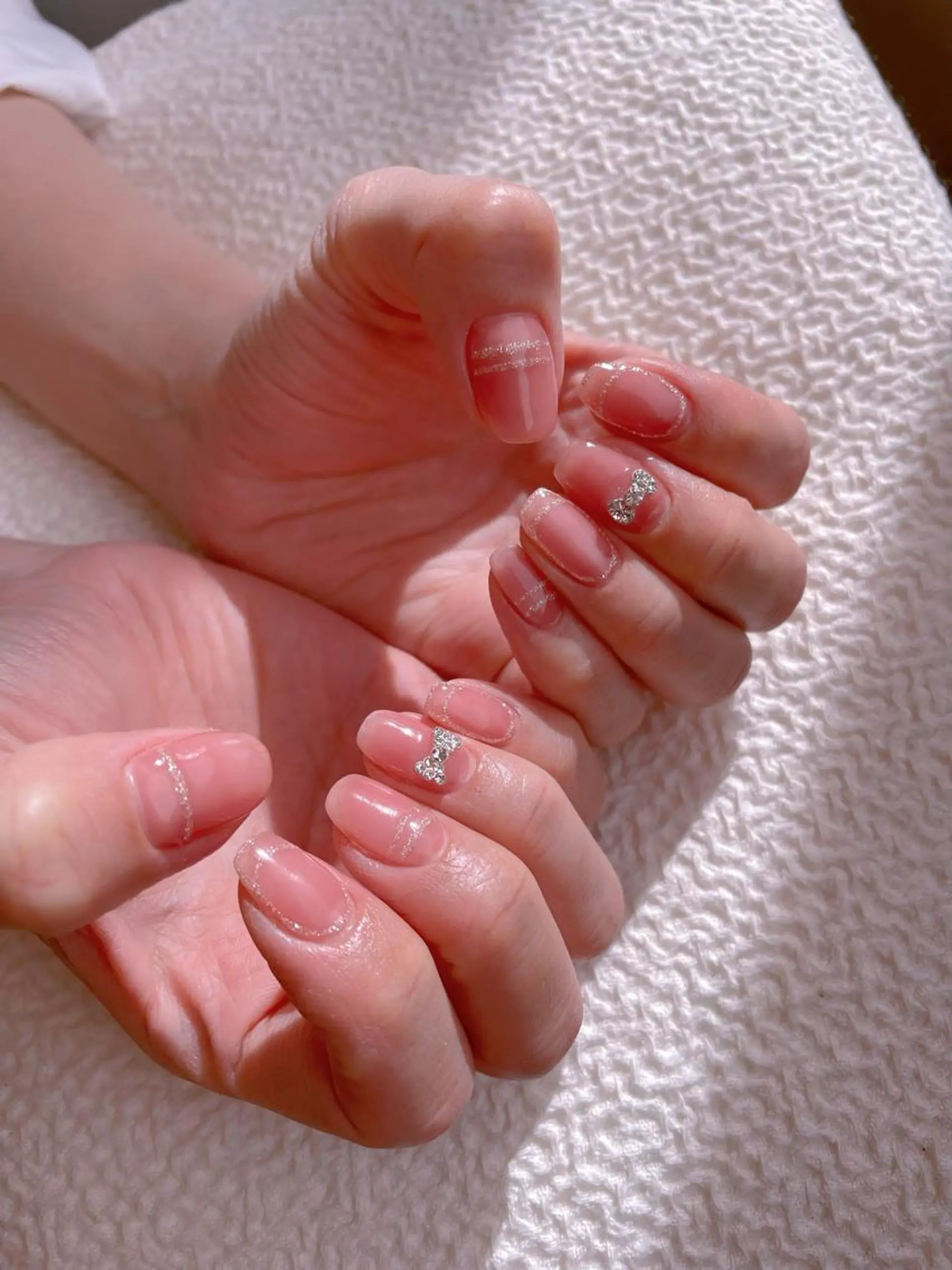 ネイル ピンク リボン シルバー ハンドネイル ネイリスト ❄️ユキ❄️のネイルデザイン