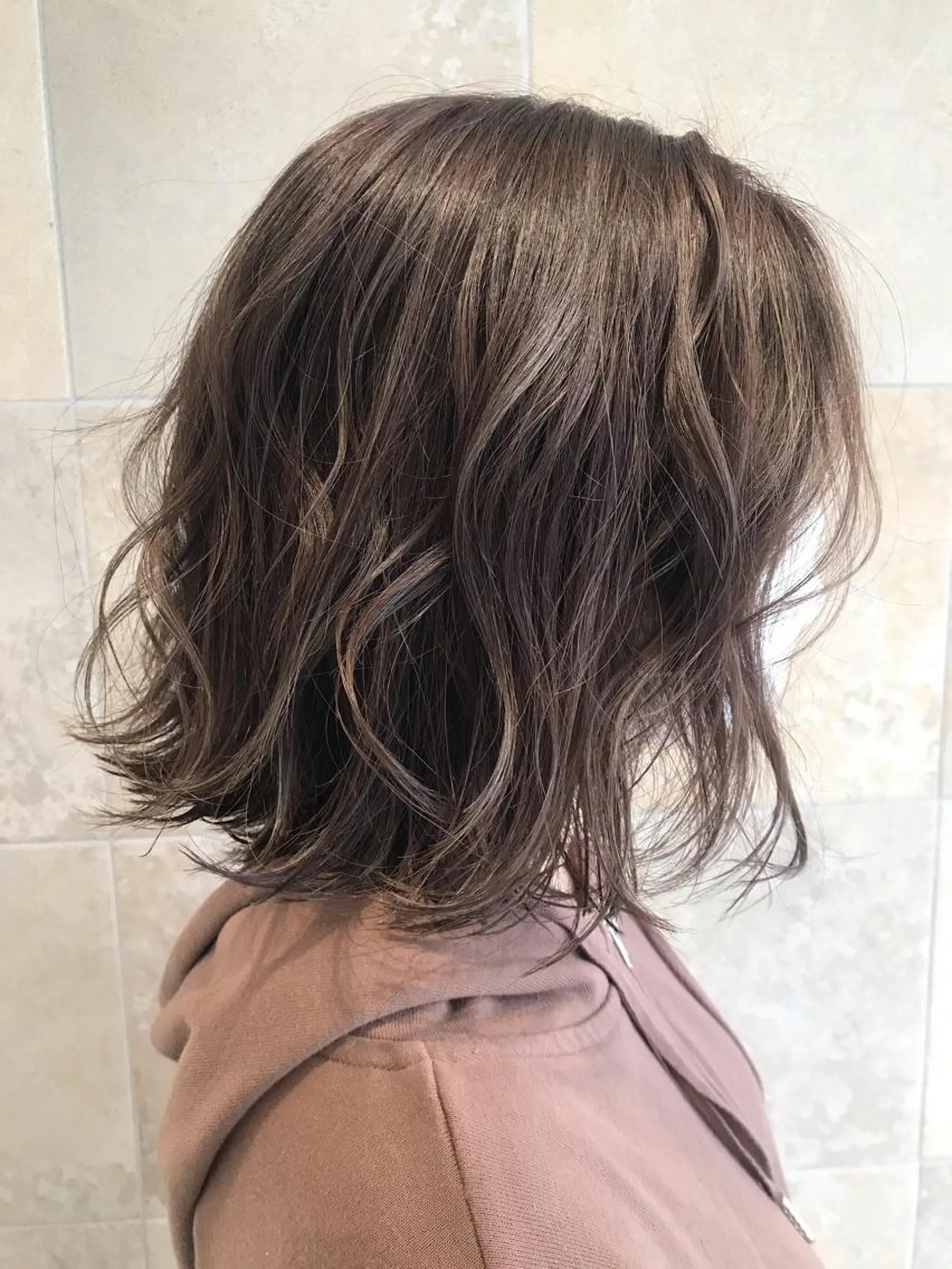 ミディアム 田中 あかねのヘアスタイル