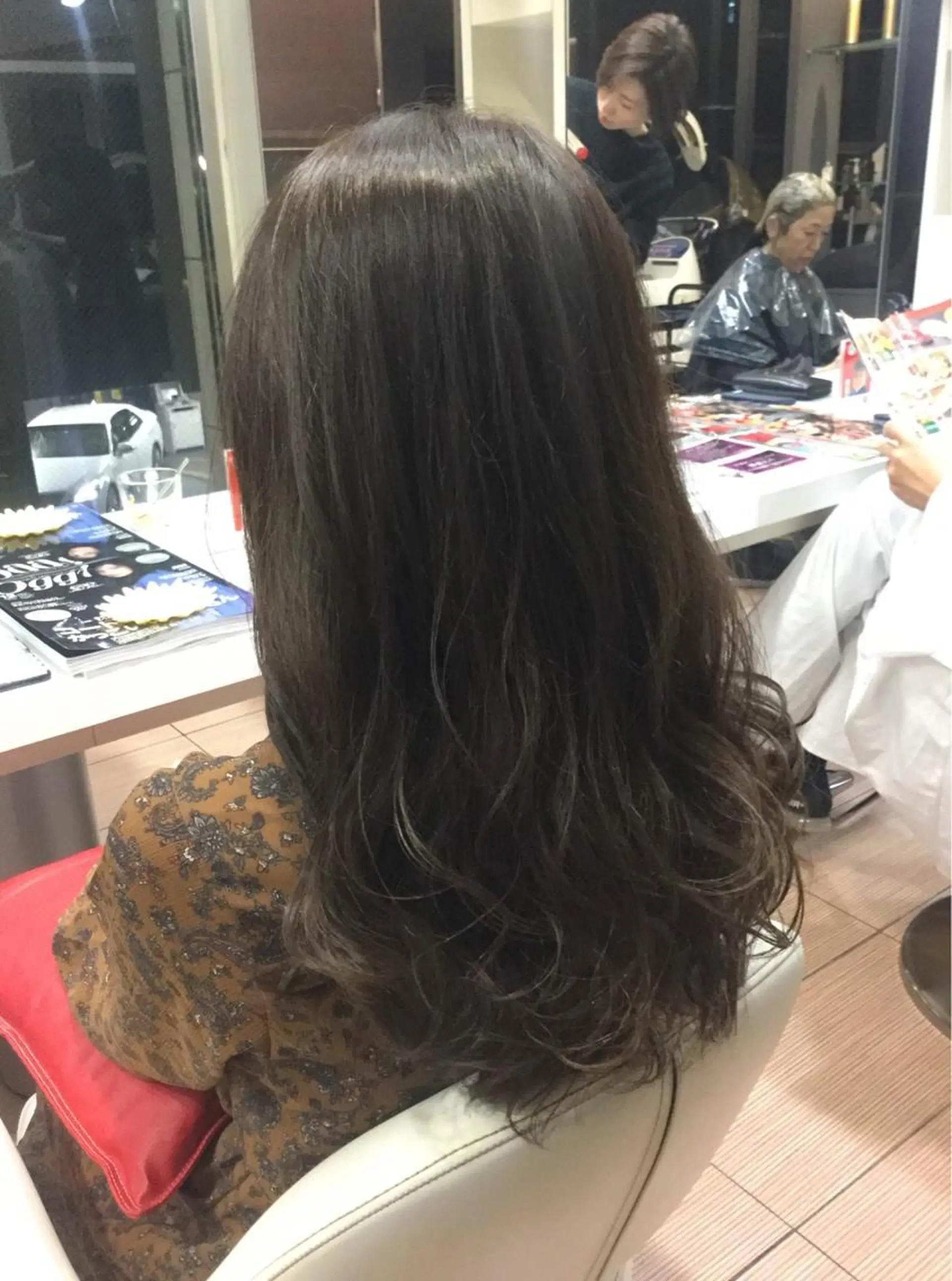 ロング カラー カット ヘアカラー トリートメント ヘッドスパ 貴方に似合うを見つけ ます🌱市川リョウカのヘアスタイル