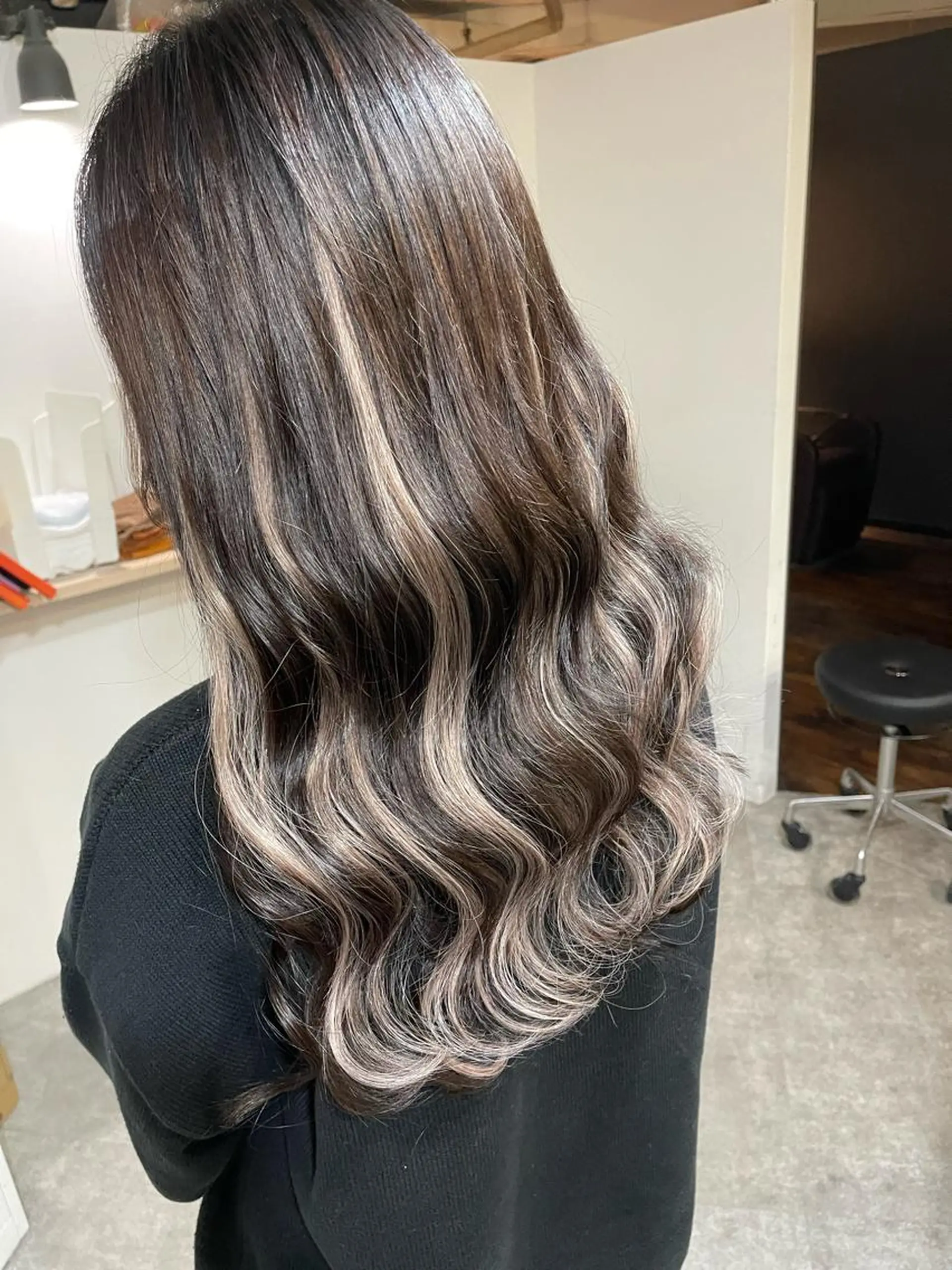 ミディアム カラー シールエクステ ハイライトカラー エクステ ハイライト カット エクステ LAFF難波店所属・✂️大門 巧✂️ LAFF難波店のヘアスタイル