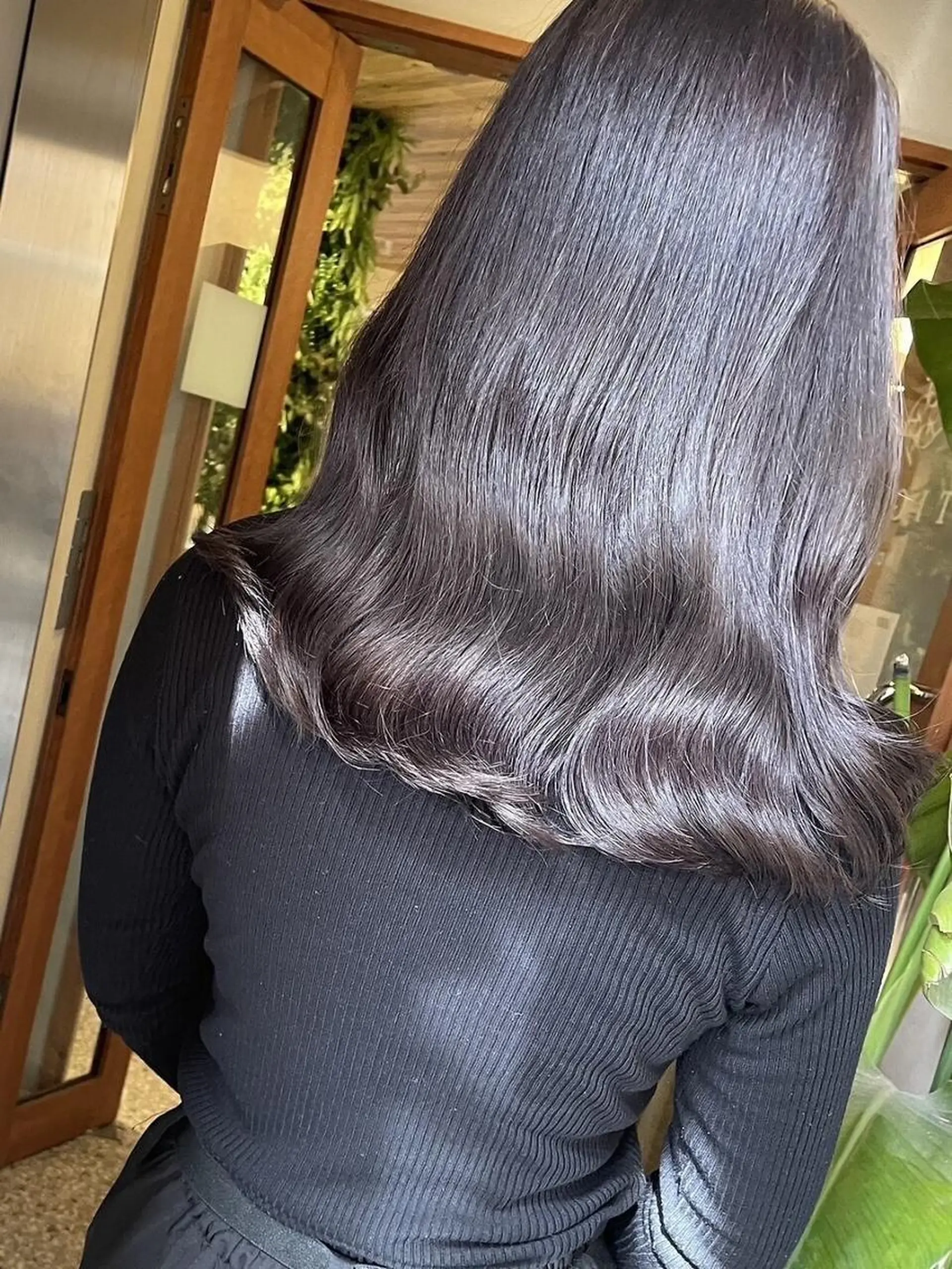 ロング カラー ブリーチ ブラウンカラー ショコラブラウン ダブルカラー ブリーチなしカラー TIGRE kamitoriのヘアスタイル