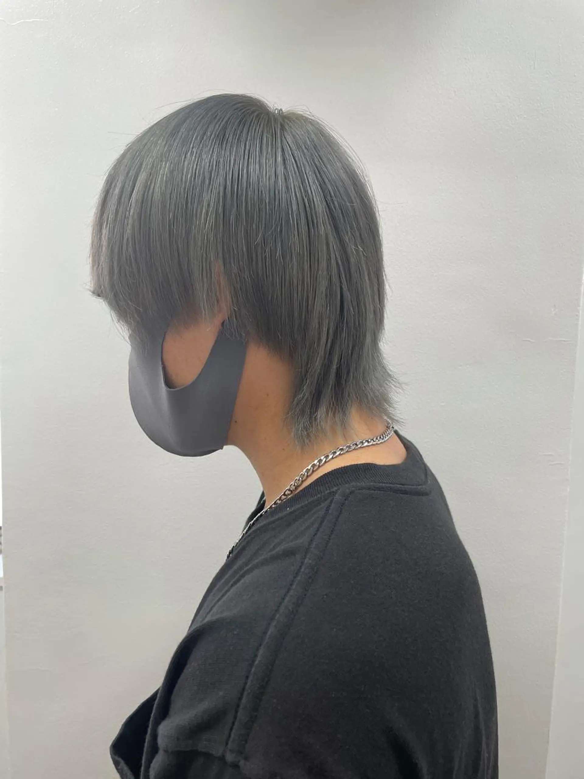 ショート カラー パーマ ヘアアレンジ メンズ キッズ ネイル マツエク・マツパ メンズウルフカット アッシュ シルバー シルバーアッシュ ウルフカット スパイキー/フェザー /波巻き/かいとのヘアスタイル