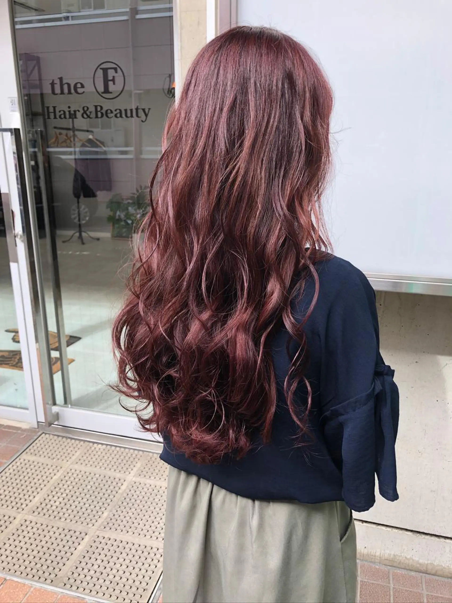 ロング カラー ボルドーカラー theF___ yukoのヘアスタイル