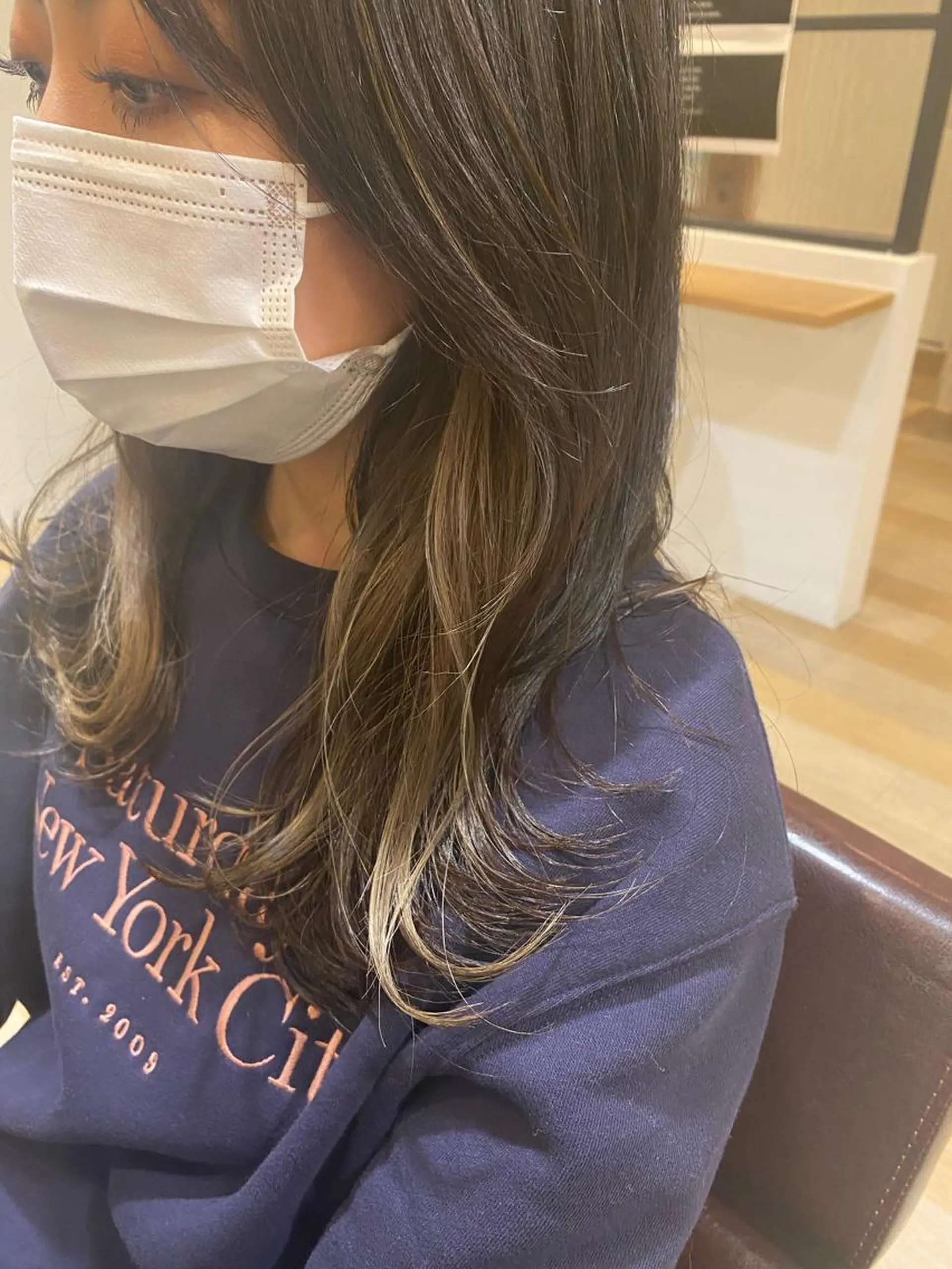 ミディアム カラー 透明感カラー インナーカラー La paix所属・パーソナルカラー lapiax阿部のヘアスタイル