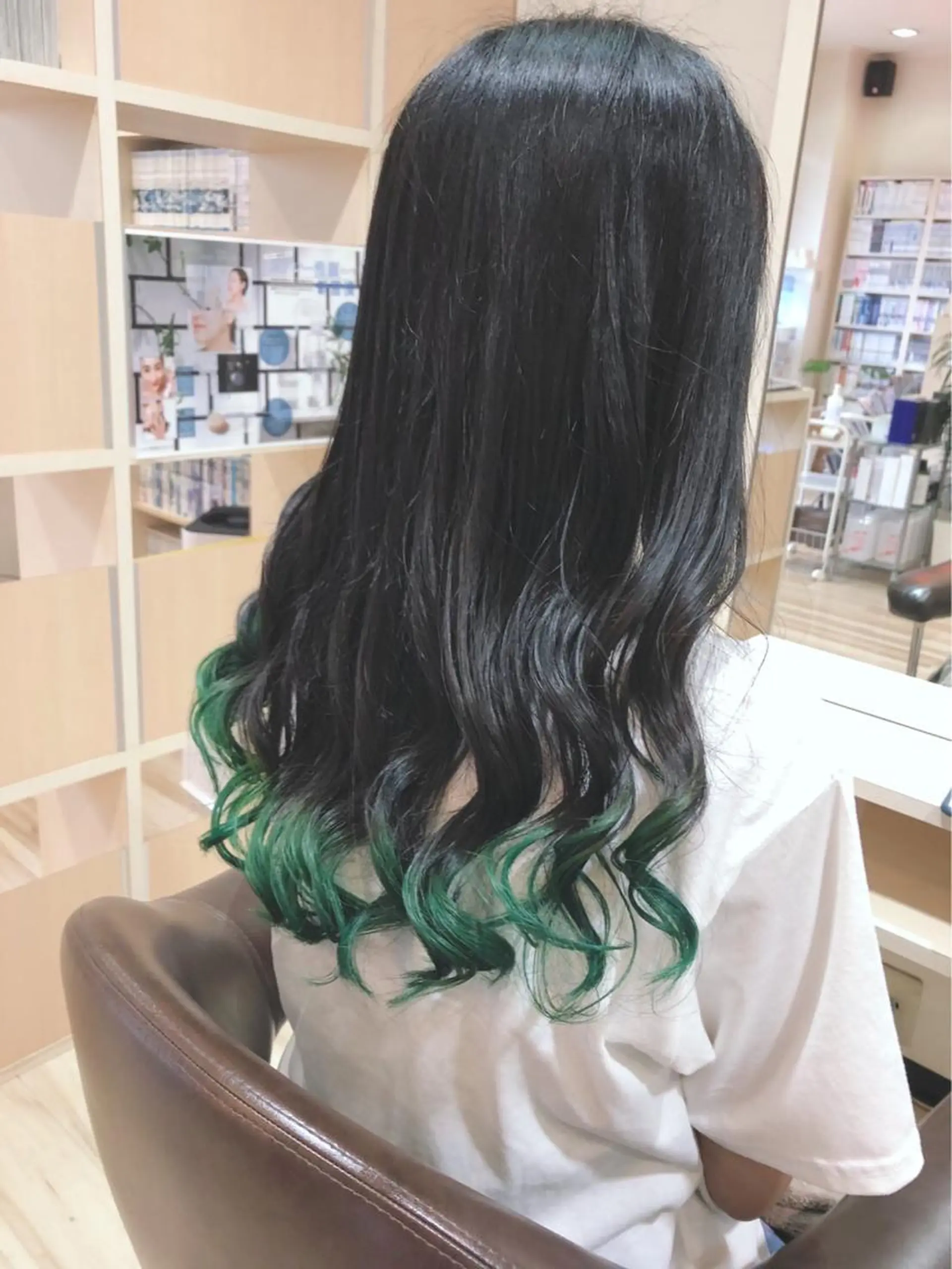 ロング 🍎佐藤 成美🍎のヘアスタイル