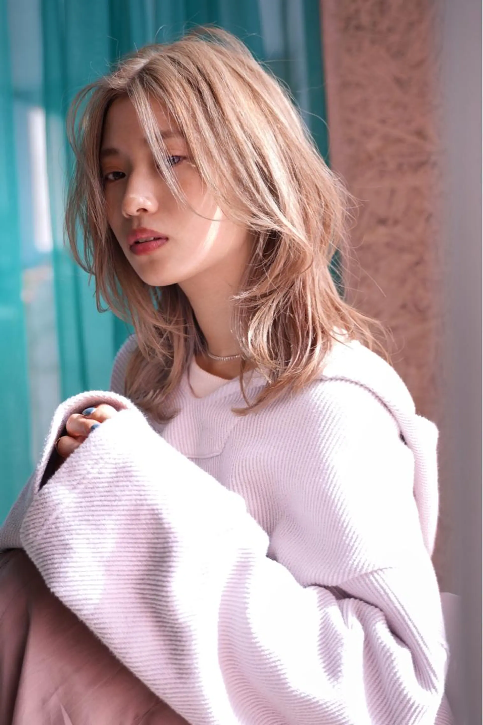 セミロング カラー ダブルカラー レイヤーカット ウルフカット ウルフレイヤー メンズ支持率No.1 KAIのヘアスタイル