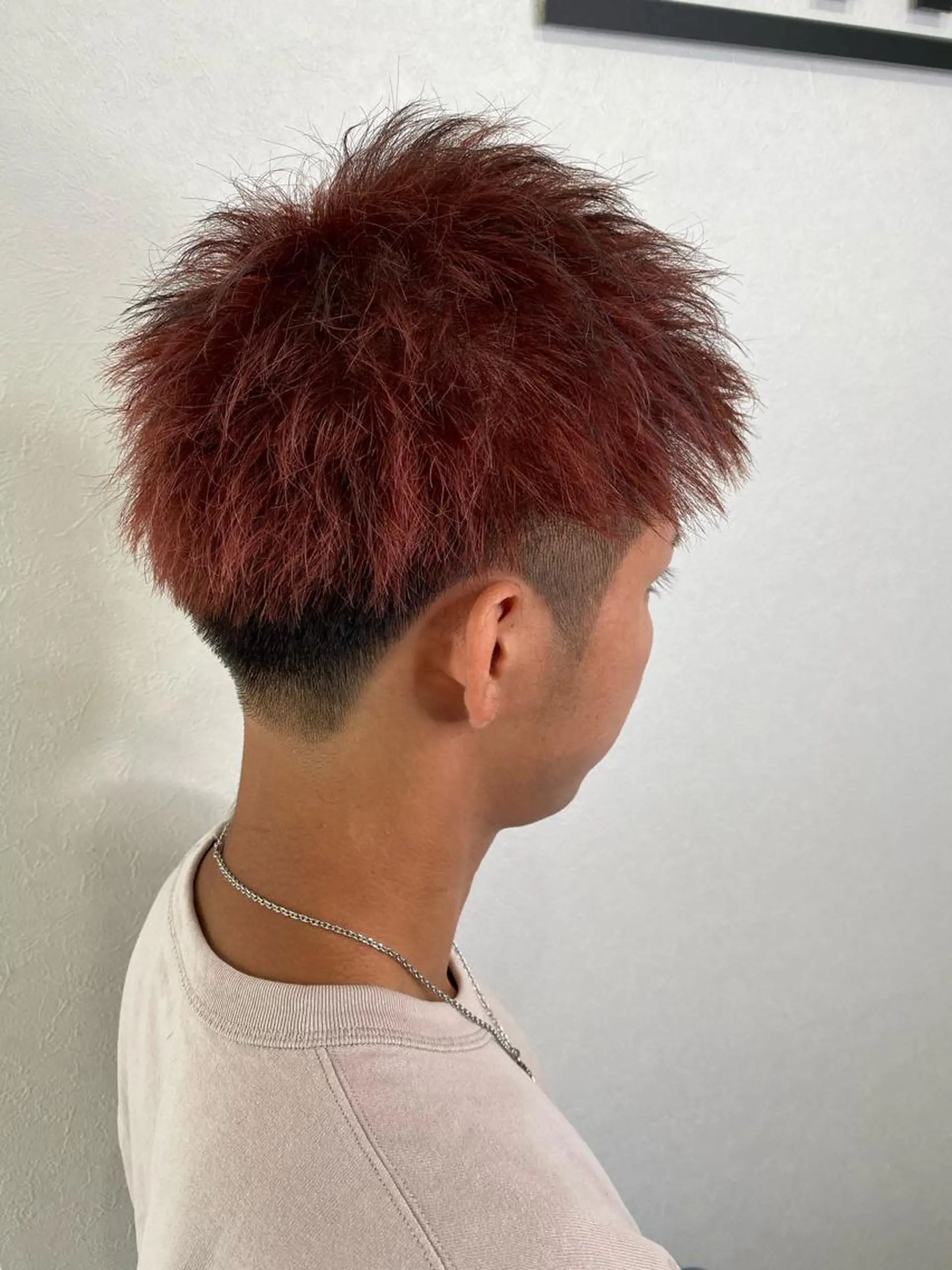 ショート カラー メンズ メンズショート ショートヘア Bleachi 大宮West所属・鈴木拓也 メンズカットのヘアスタイル