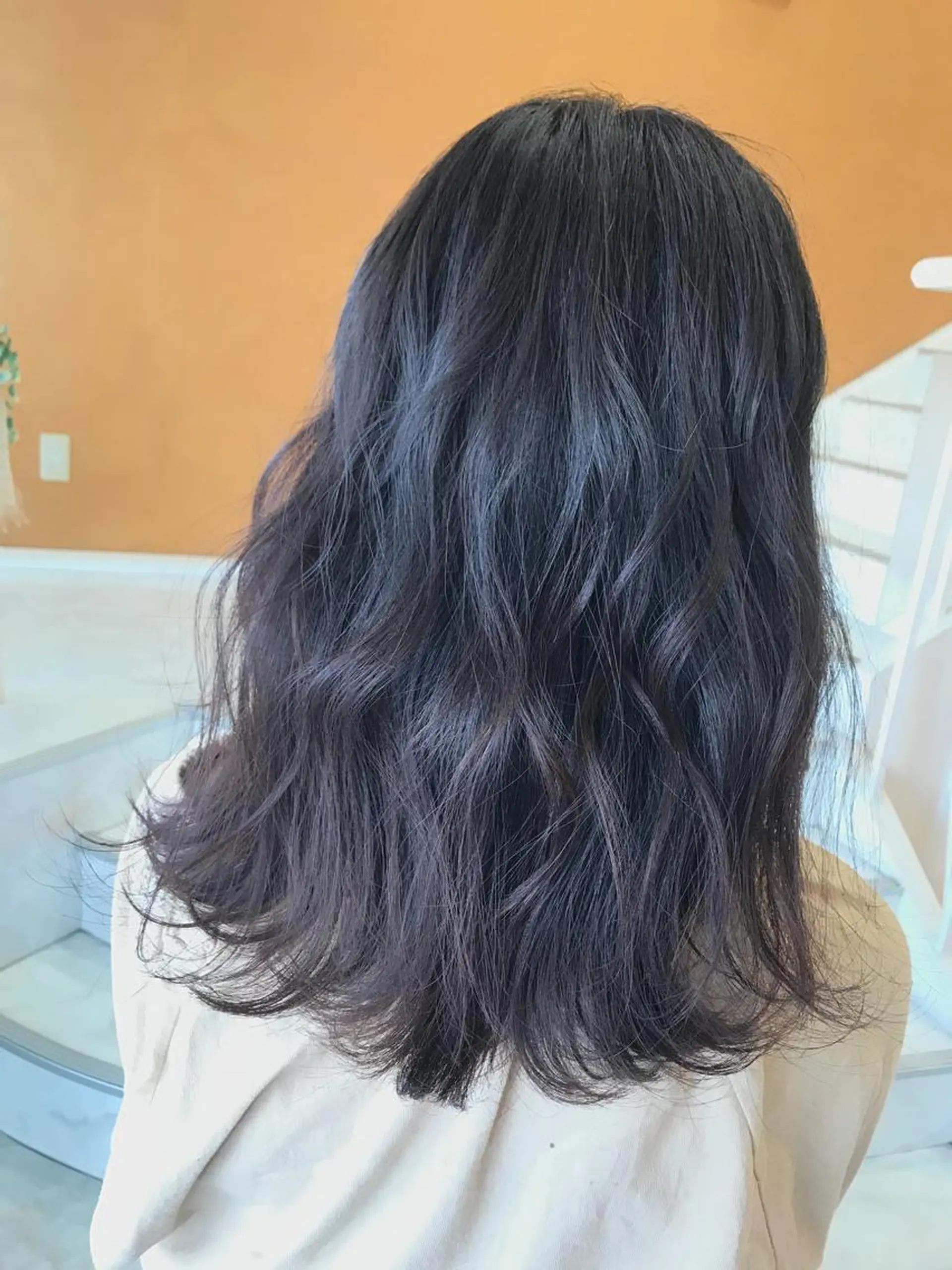 セミロング 西 めぐみのヘアスタイル