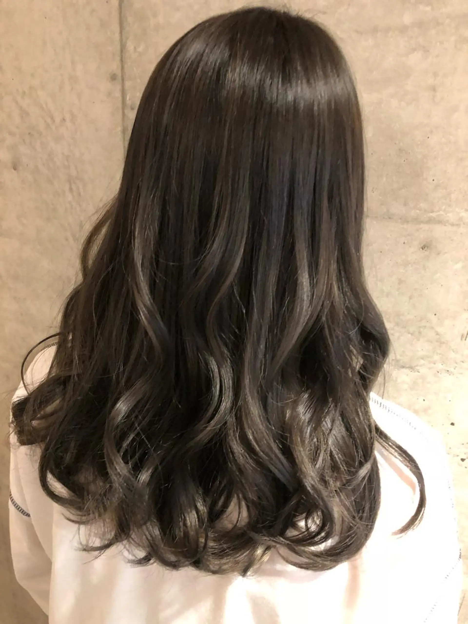 ロング カラー グレージュ 野口 秀人 🦋髪質改善🫧のヘアスタイル