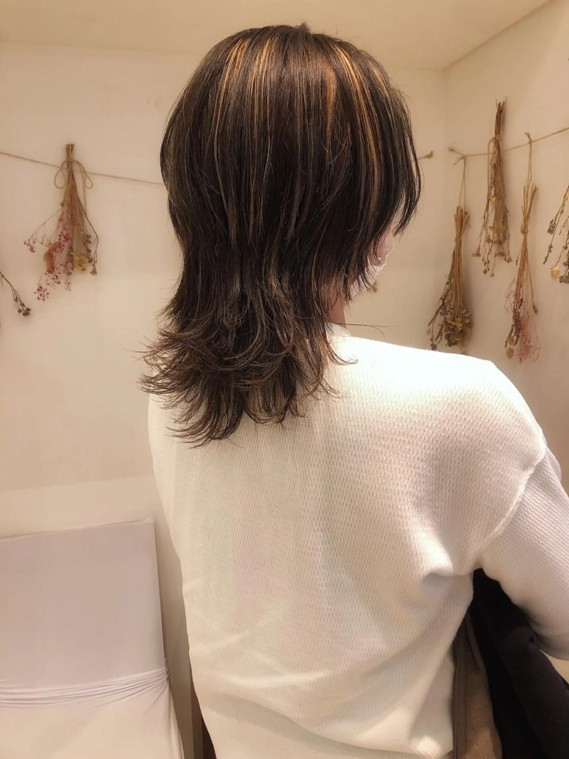 ミディアム カラー ダークグレー ハイライトカラー ハイライト はだゆうき @hadadan08のヘアスタイル