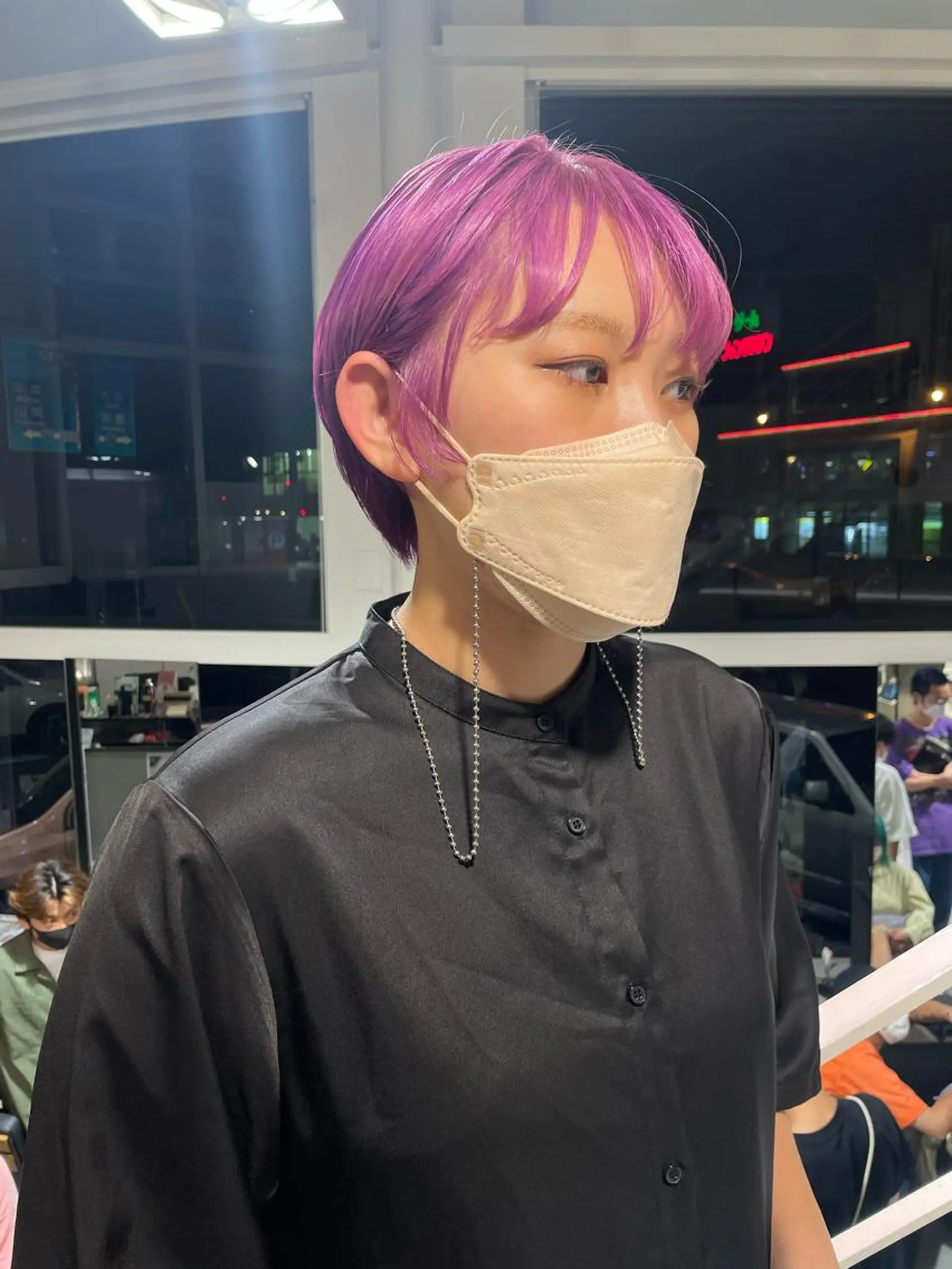 ショート カラー tomo🍒パーマ ハイトーン似合わせのヘアスタイル