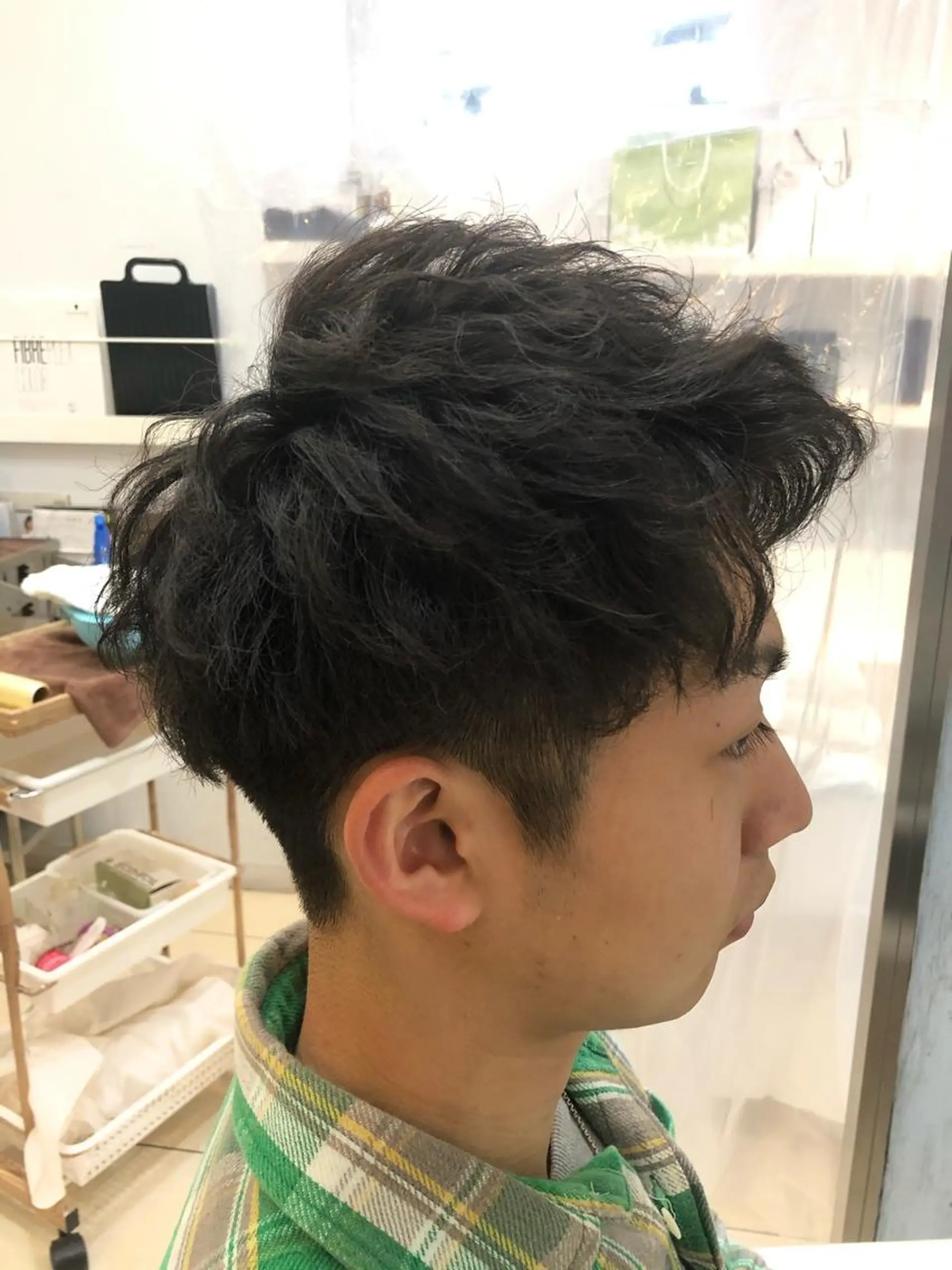 ショート パーマ メンズ 髪質改善× ハイライト溝江のヘアスタイル