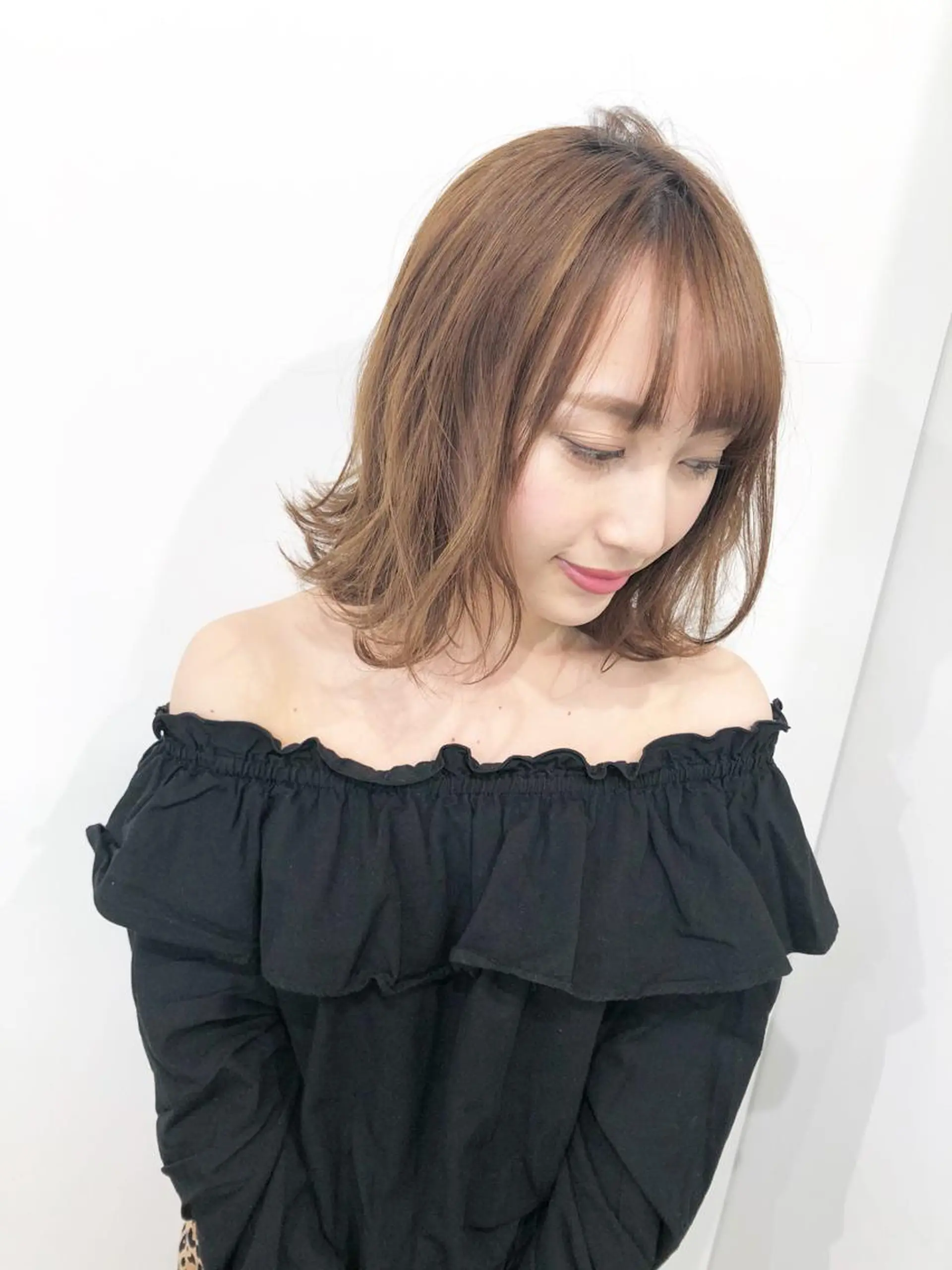 ショート カラー ボブ 外ハネヘア  渡部 妃月のヘアスタイル