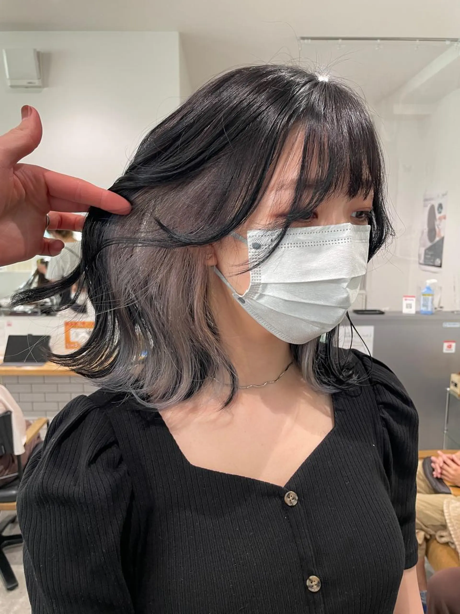 ミディアム ヨシミ カズヤのヘアスタイル