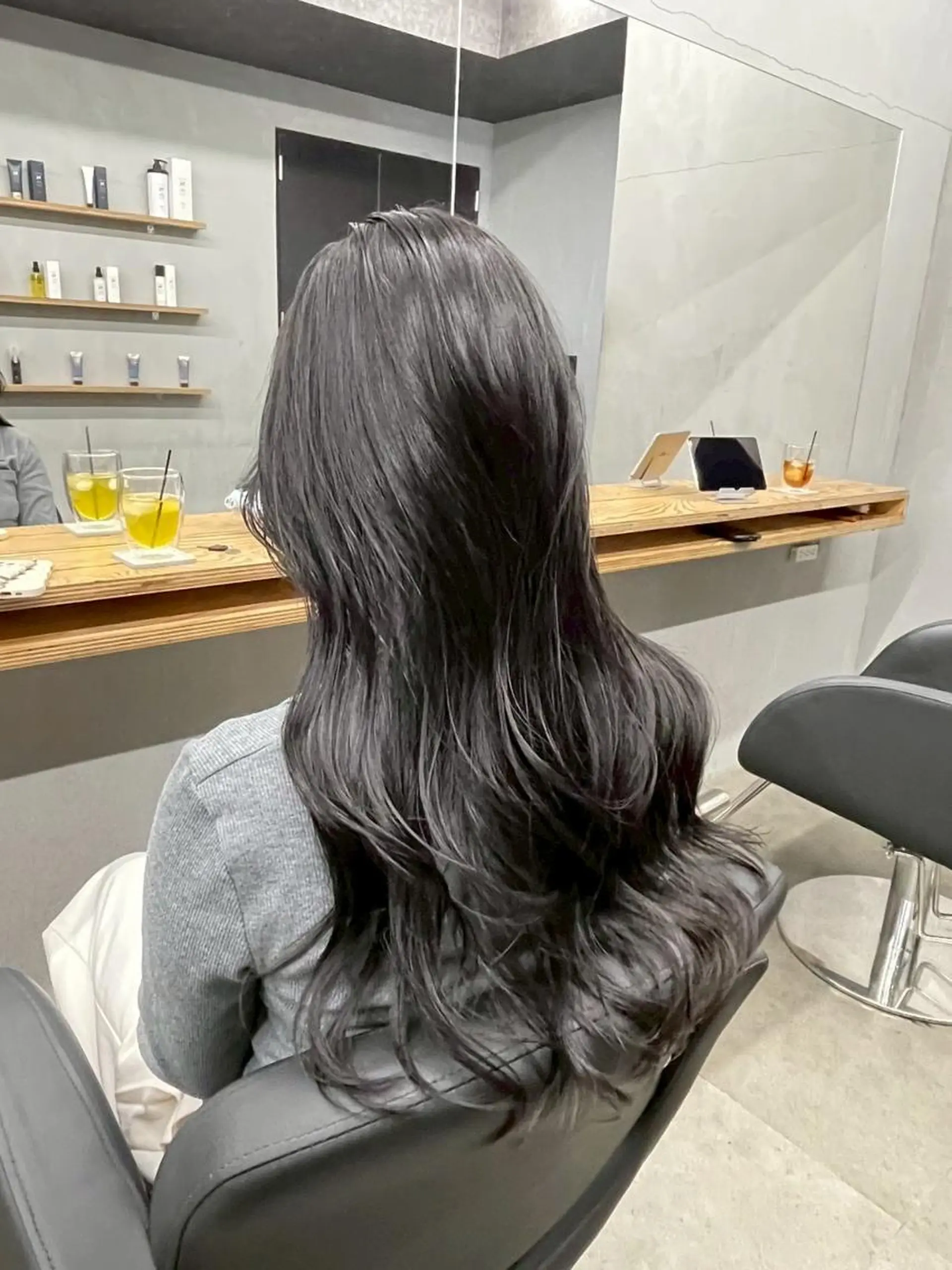 ロング カット ヘアカラー トリートメント N 【エヌ】のヘアスタイル