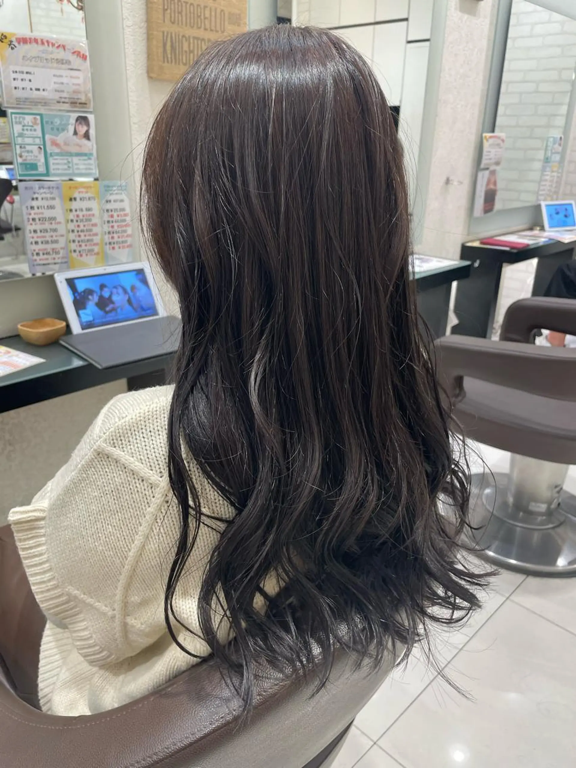 カラー カット ヘアカラー トリートメント EARTH 山﨑龍馬のヘアスタイル