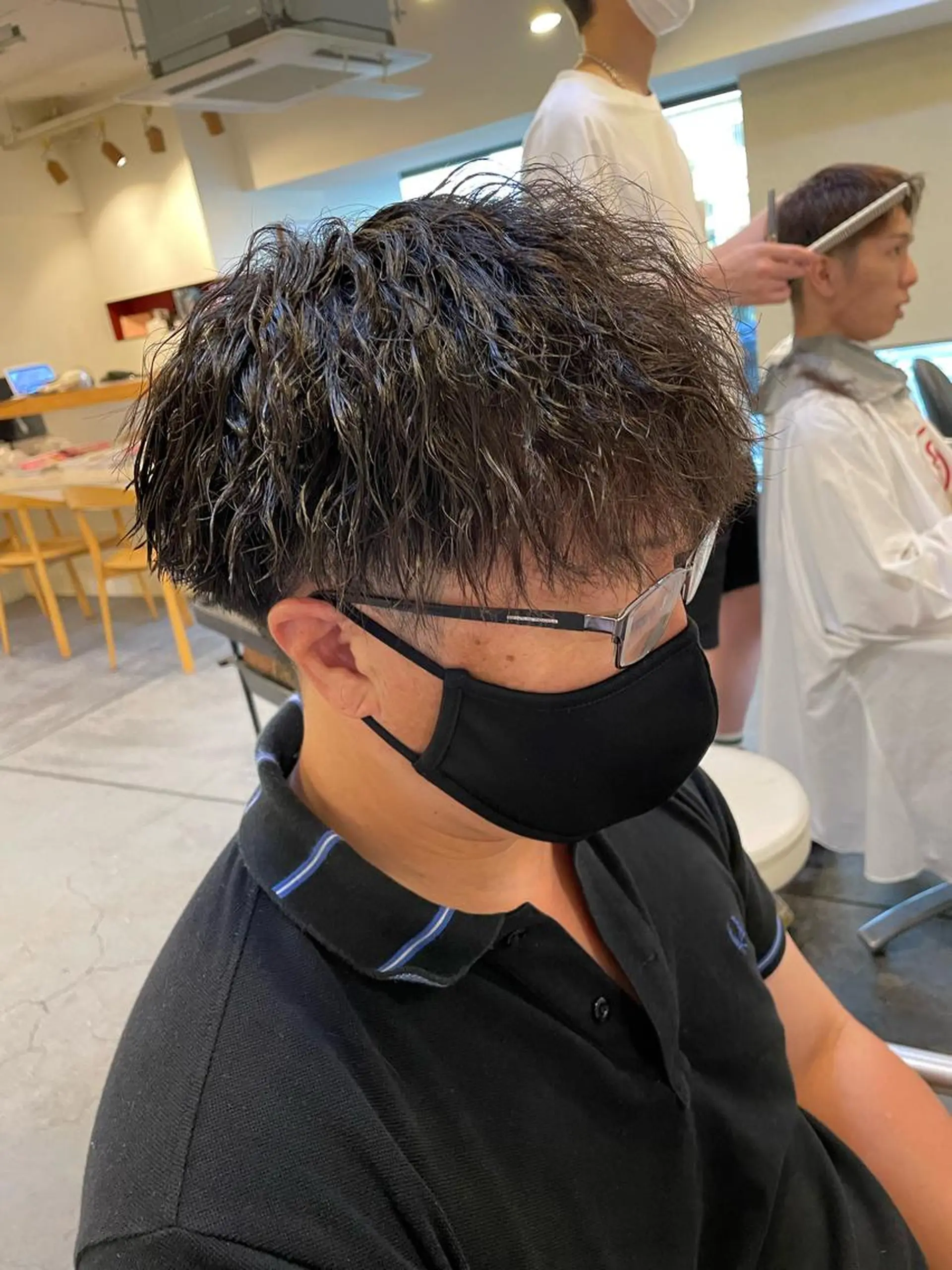 ショート パーマ メンズ メンズパーマ ツイストスパイラルパーマ スパイラルパーマ 村上 楓弥のヘアスタイル