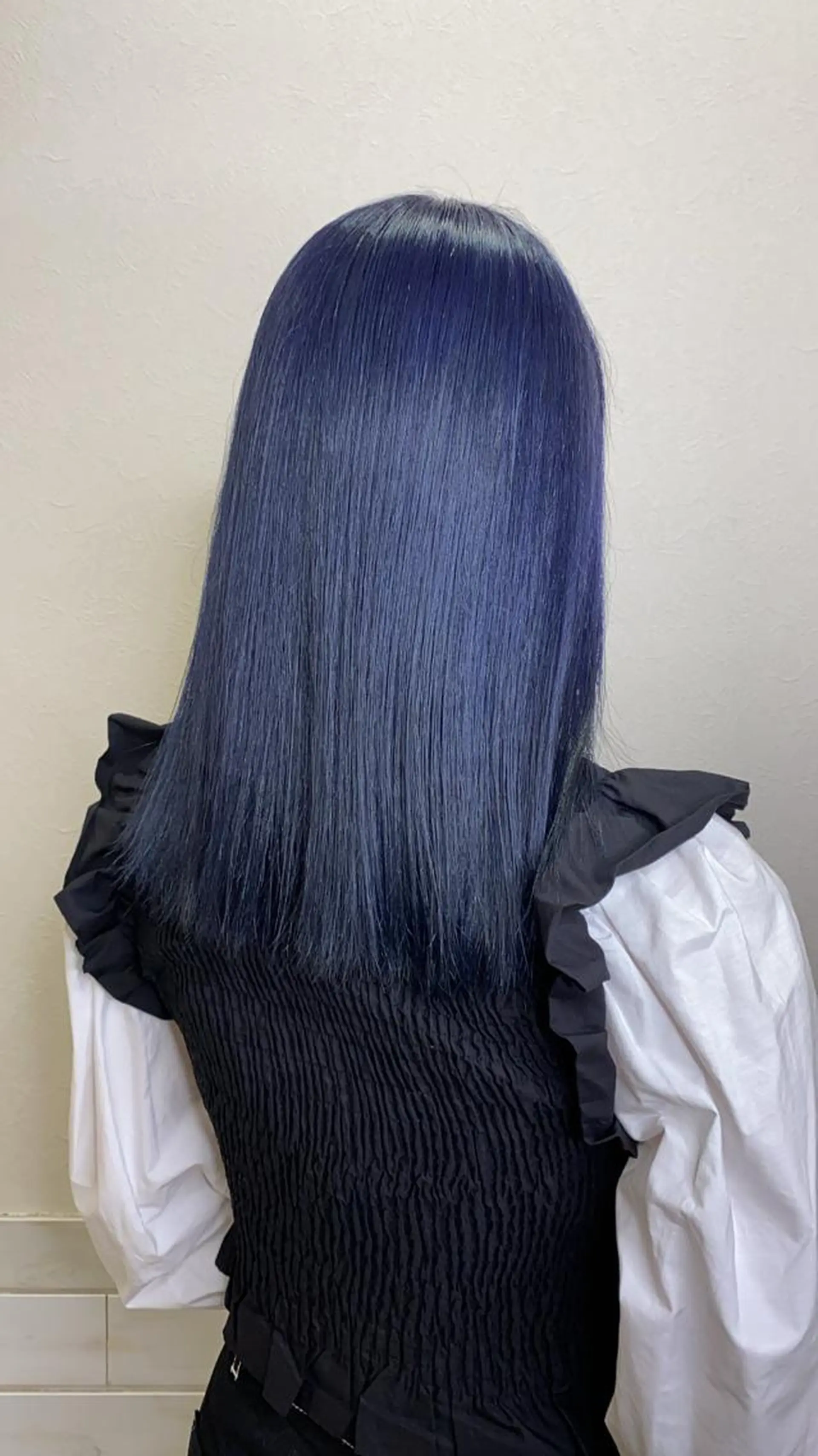 ミディアム カラー Hair & make Lamp所属・梅田のブリーチ特化 美容師KAI🥰のヘアスタイル