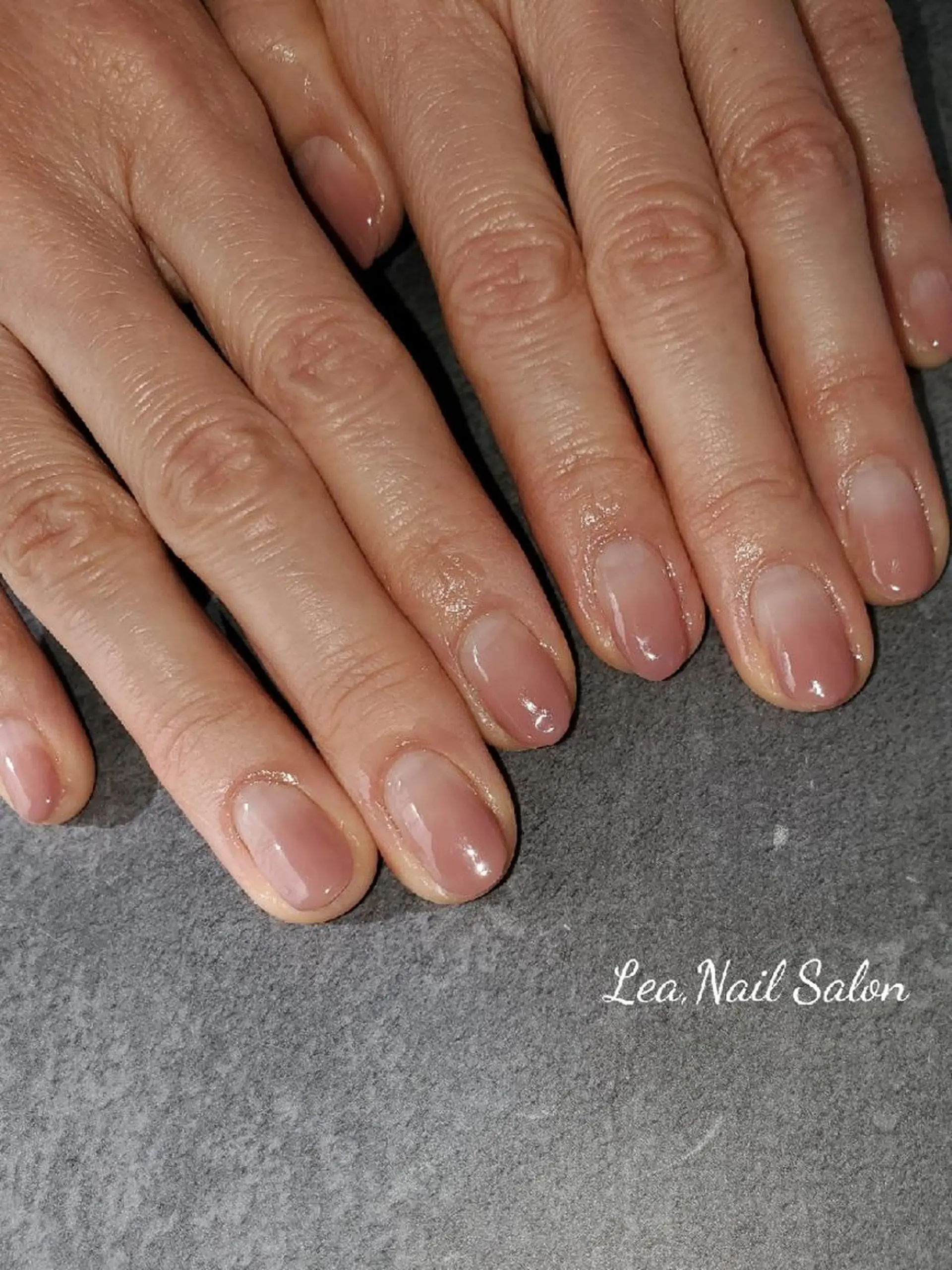 ネイル グラデーション Lea,Nail所属・松橋 愛のネイルデザイン