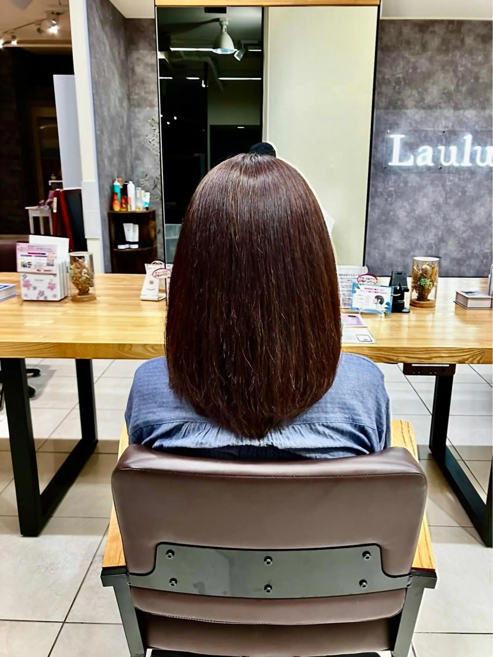 ミディアム カラー 🦔Laulu 菅原綾乃のヘアスタイル