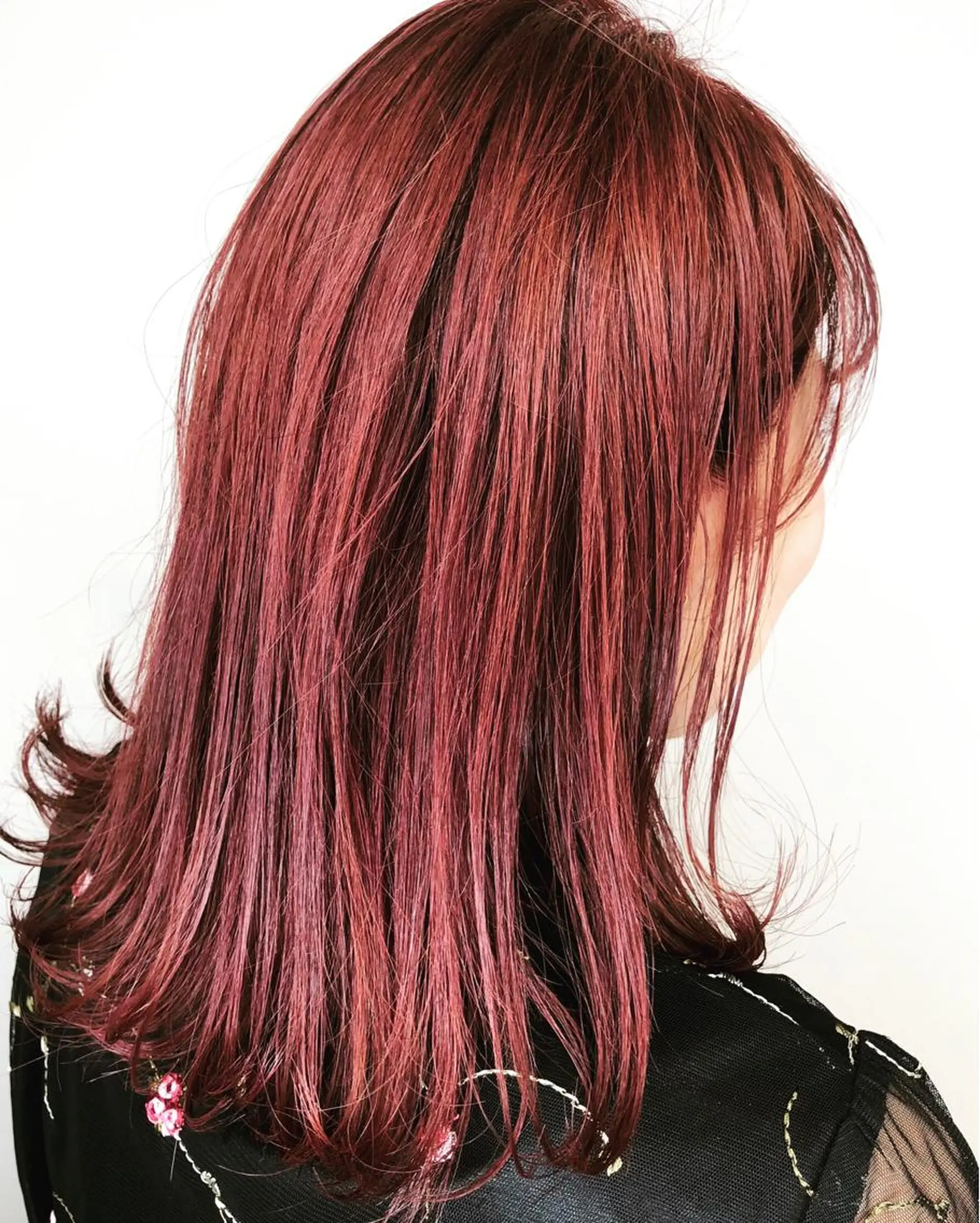 ミディアム カラー ピンクカラー メンズヘア特化 崎田 成人のヘアスタイル