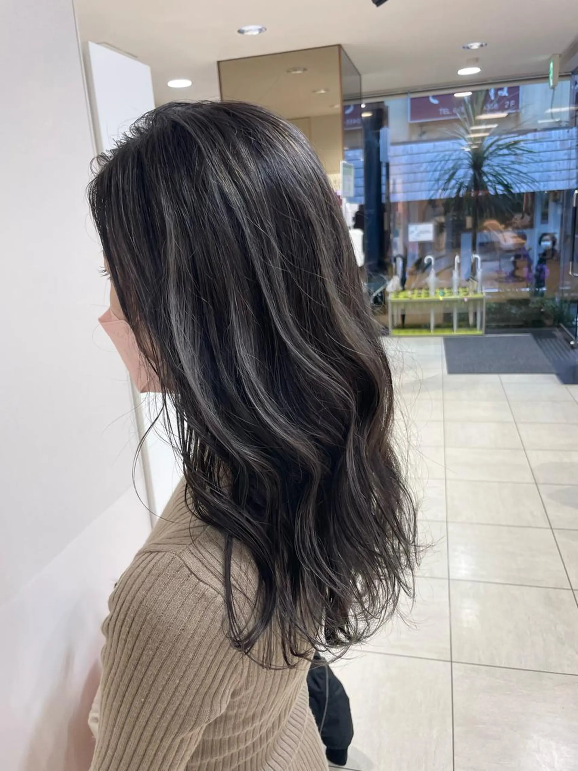 ロング カラー ヘアアレンジ ヘアカラー トリートメント 【Sweep】おじま のぞみのヘアスタイル