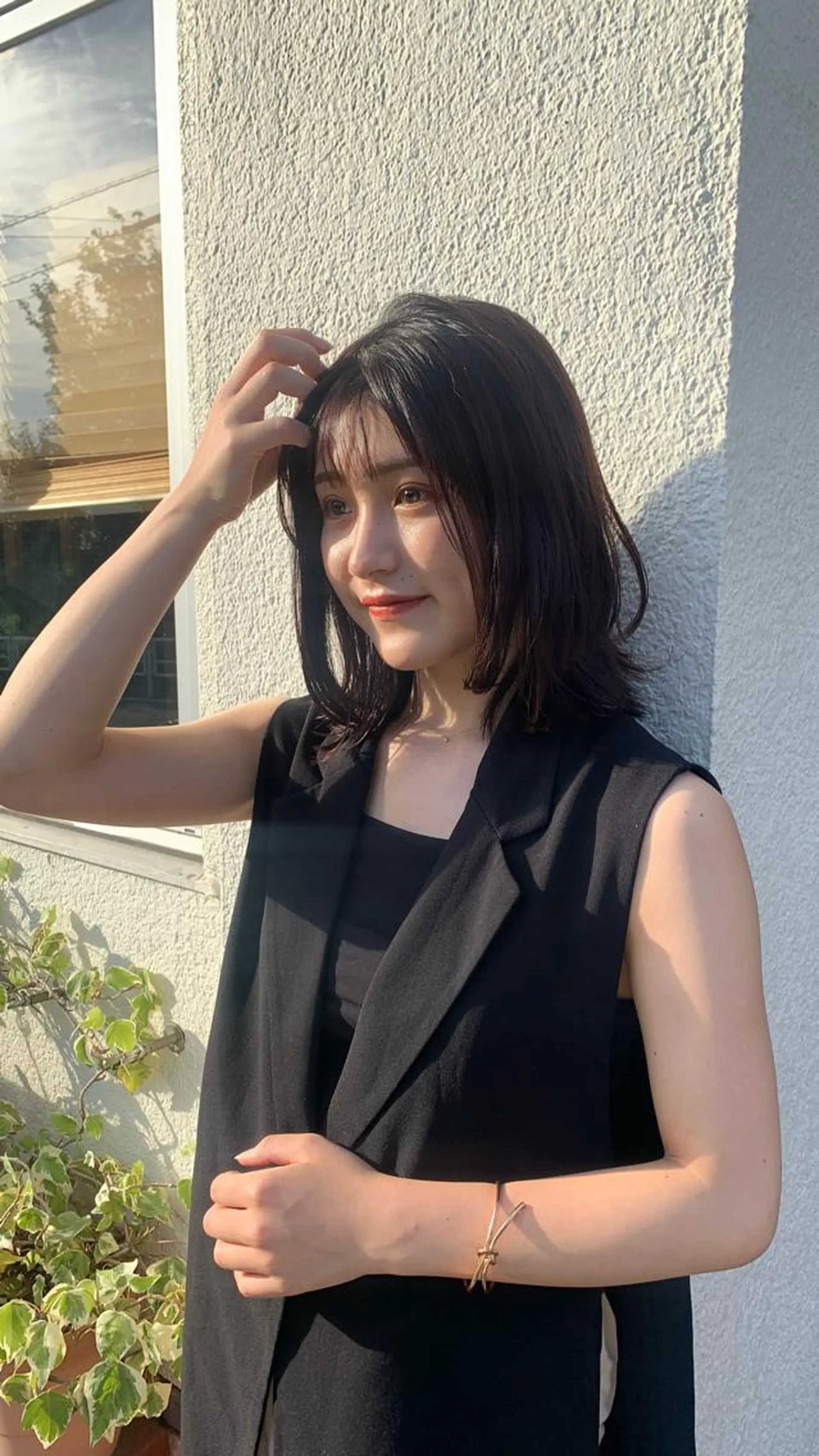 ミディアム ~洗練ナチュラル~ 🪵 岡田 知佳のヘアスタイル