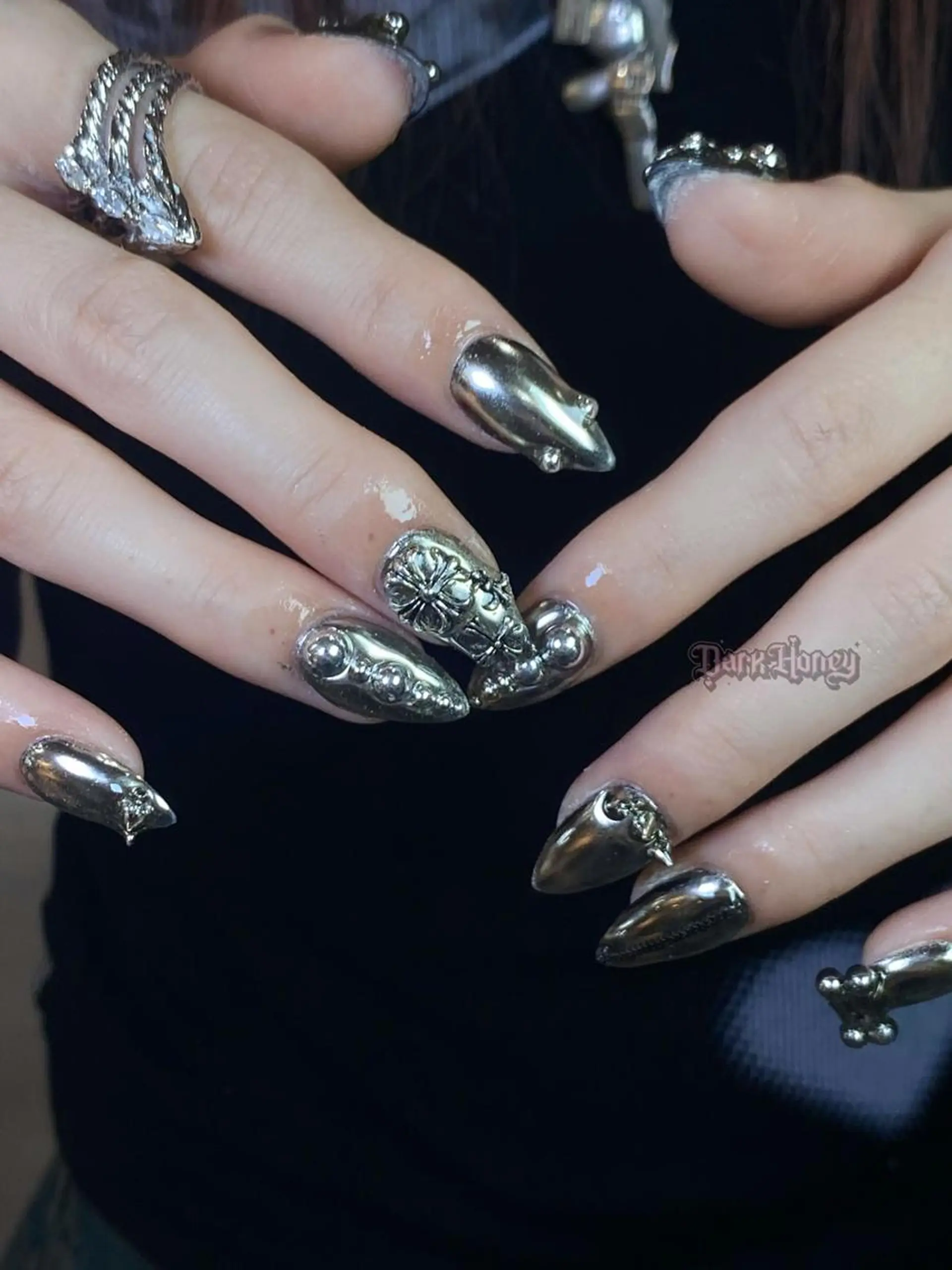 ネイル ハンドネイル Dark Honey karinのネイルデザイン