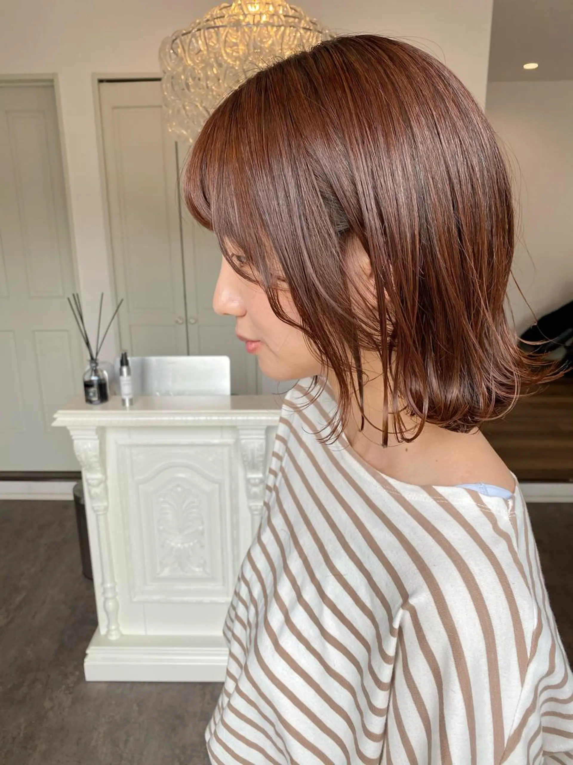 ミディアム カラー ベージュカラー ハイライトカラー ピンクカラー ピンクベージュ ハイライト カット ヘアカラー トリートメント 成松 勇治のヘアスタイル