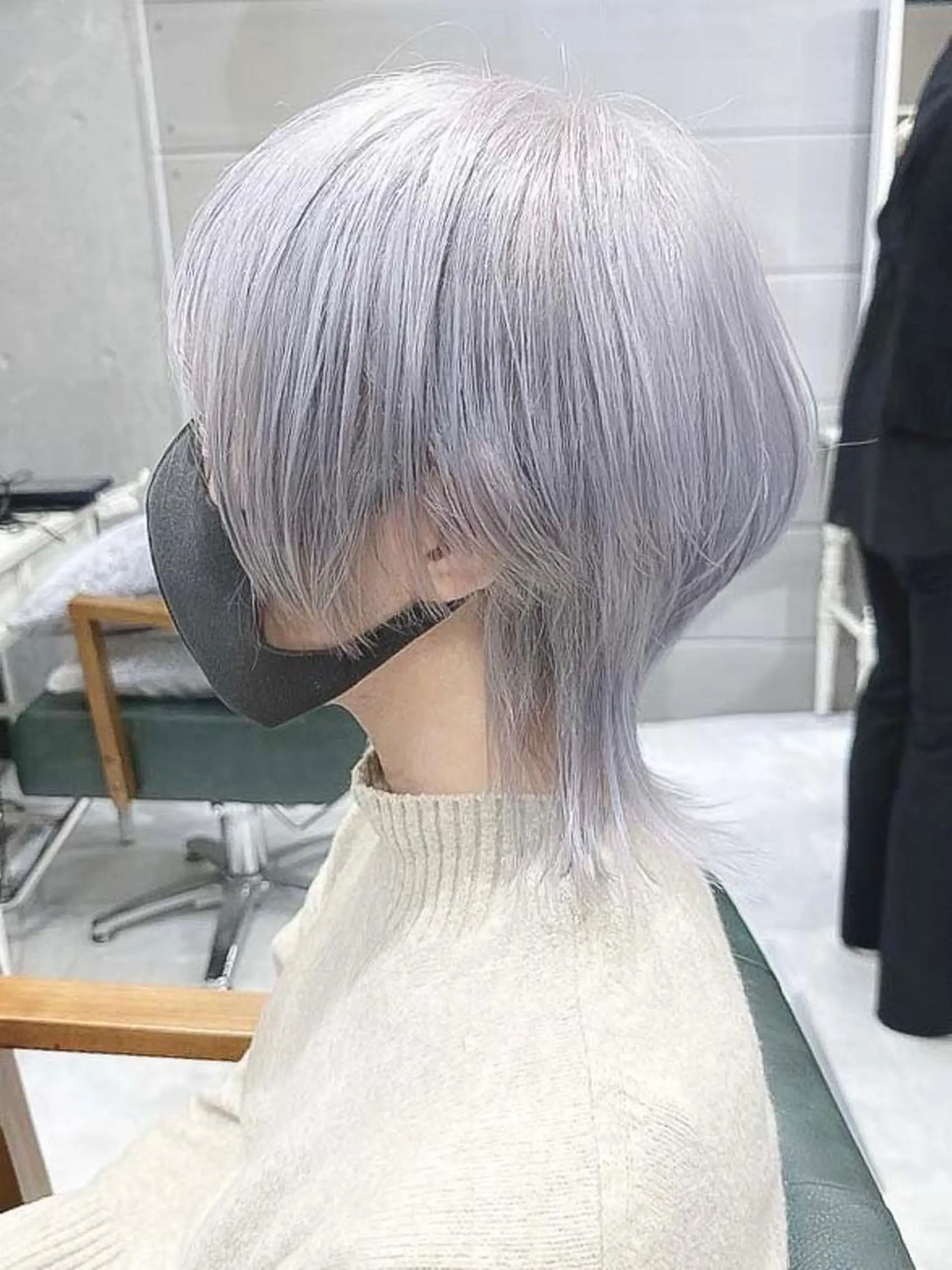 ショート ヘアアレンジ カラー メンズ メンズブリーチ メンズ韓国風 韓国マッシュ マッシュ ツーブロック 𝐑𝐈𝐍𝐊𝐀 🐷🖤のヘアスタイル