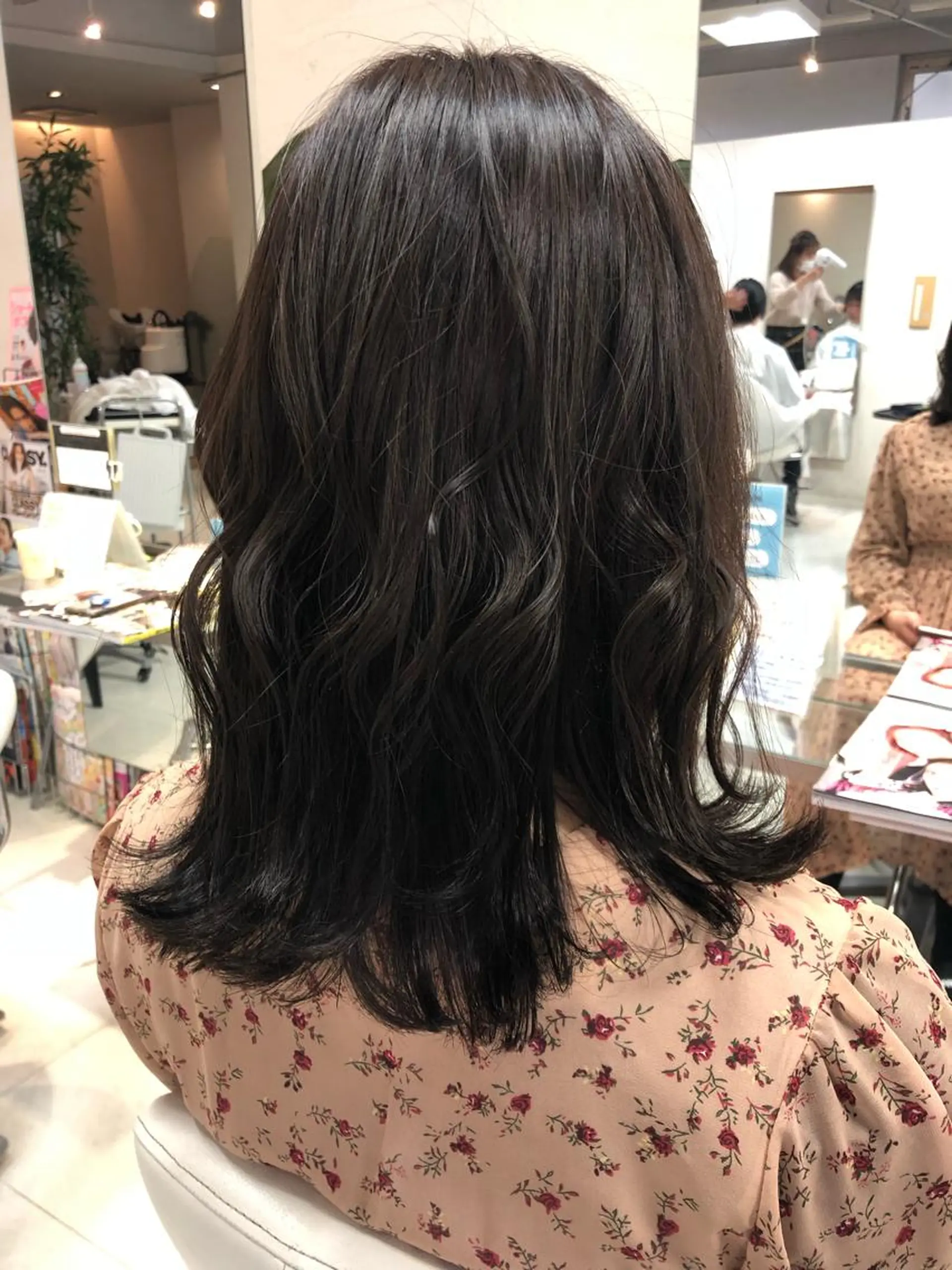 ミディアム トリートメント 阿部 美咲のヘアスタイル
