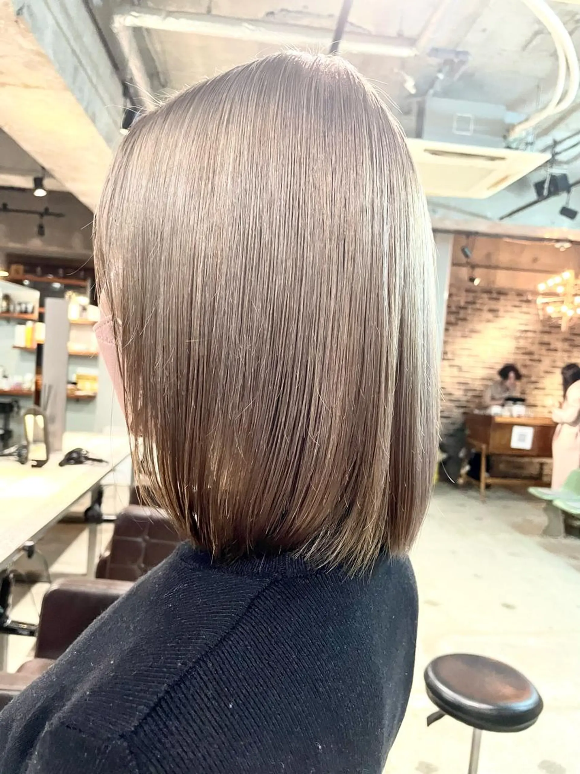 ショート カラー ブリーチ ヘアカラー トリートメント 🍀アレンジ簡単ヘア ☘️石田万里奈🍀のヘアスタイル