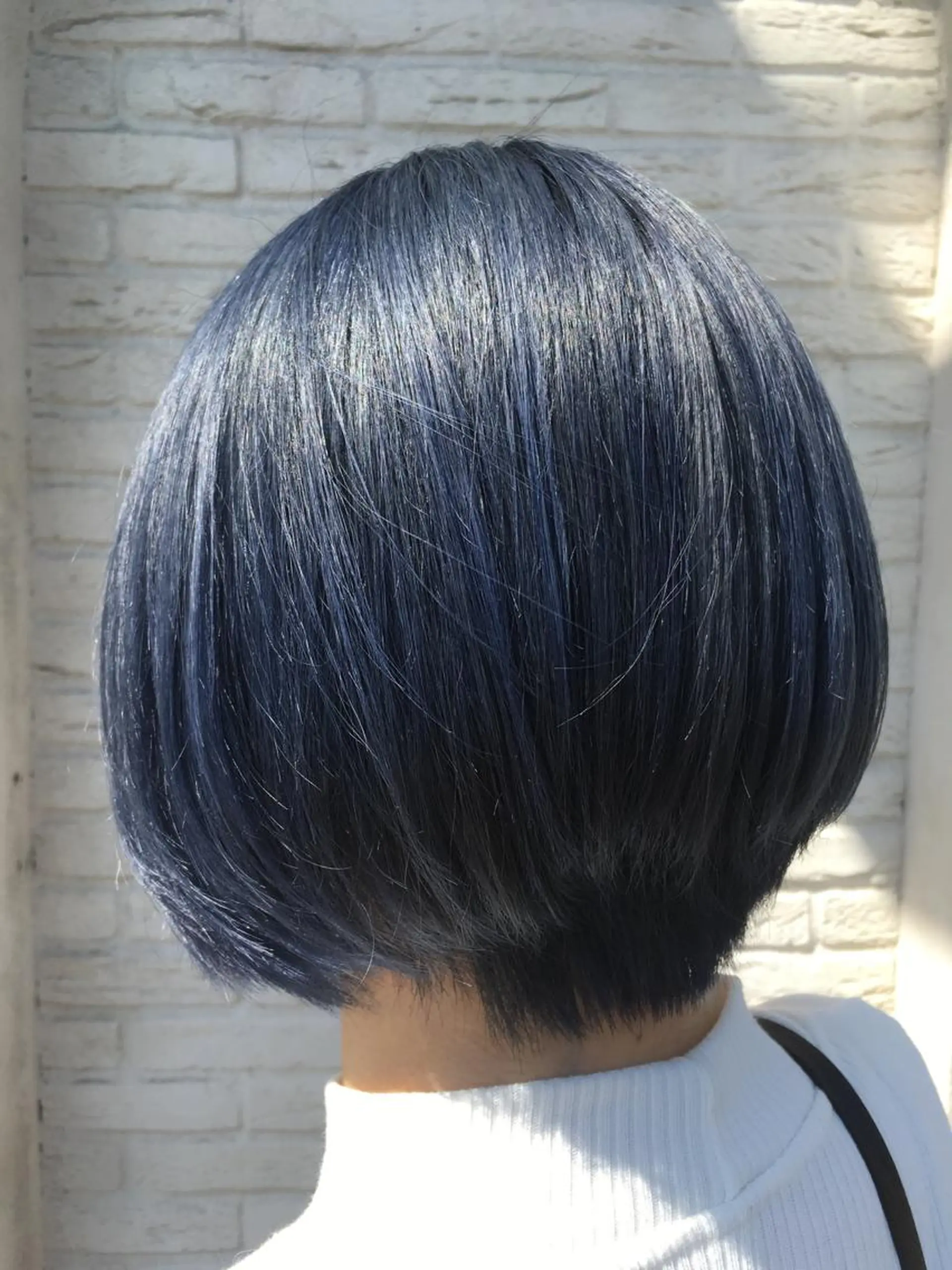 ショート カラー ブリーチ ブルーカラー ブルーグレー カット ヘアカラー パーマ 縮毛矯正 トリートメント Homey Kyoto所属・吉村 絢乃のヘアスタイル