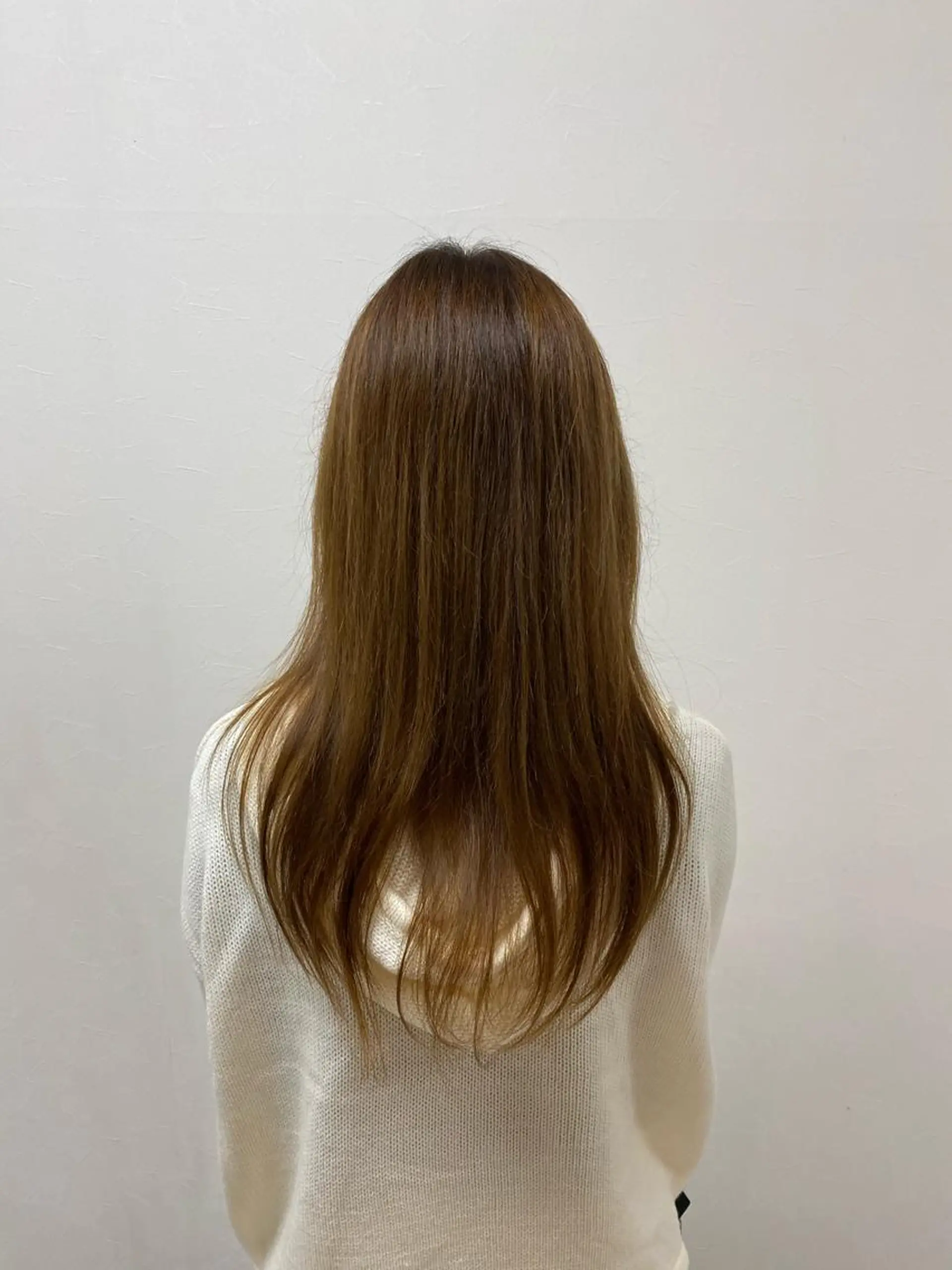 ロング レイヤーカット KAITOH ATSUSHIのヘアスタイル