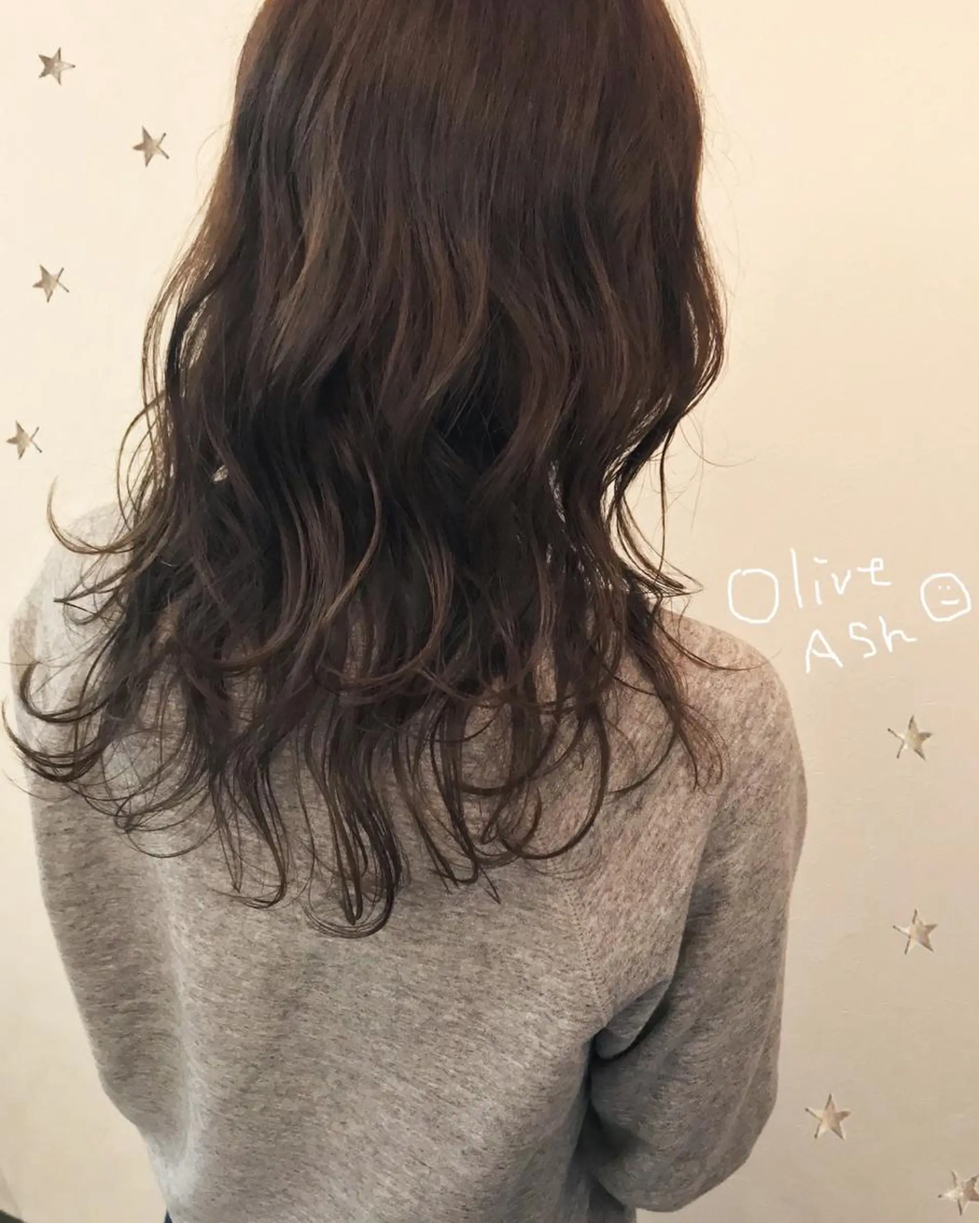 セミロング カラー salon AKIRA所属・市川 千夏のヘアスタイル